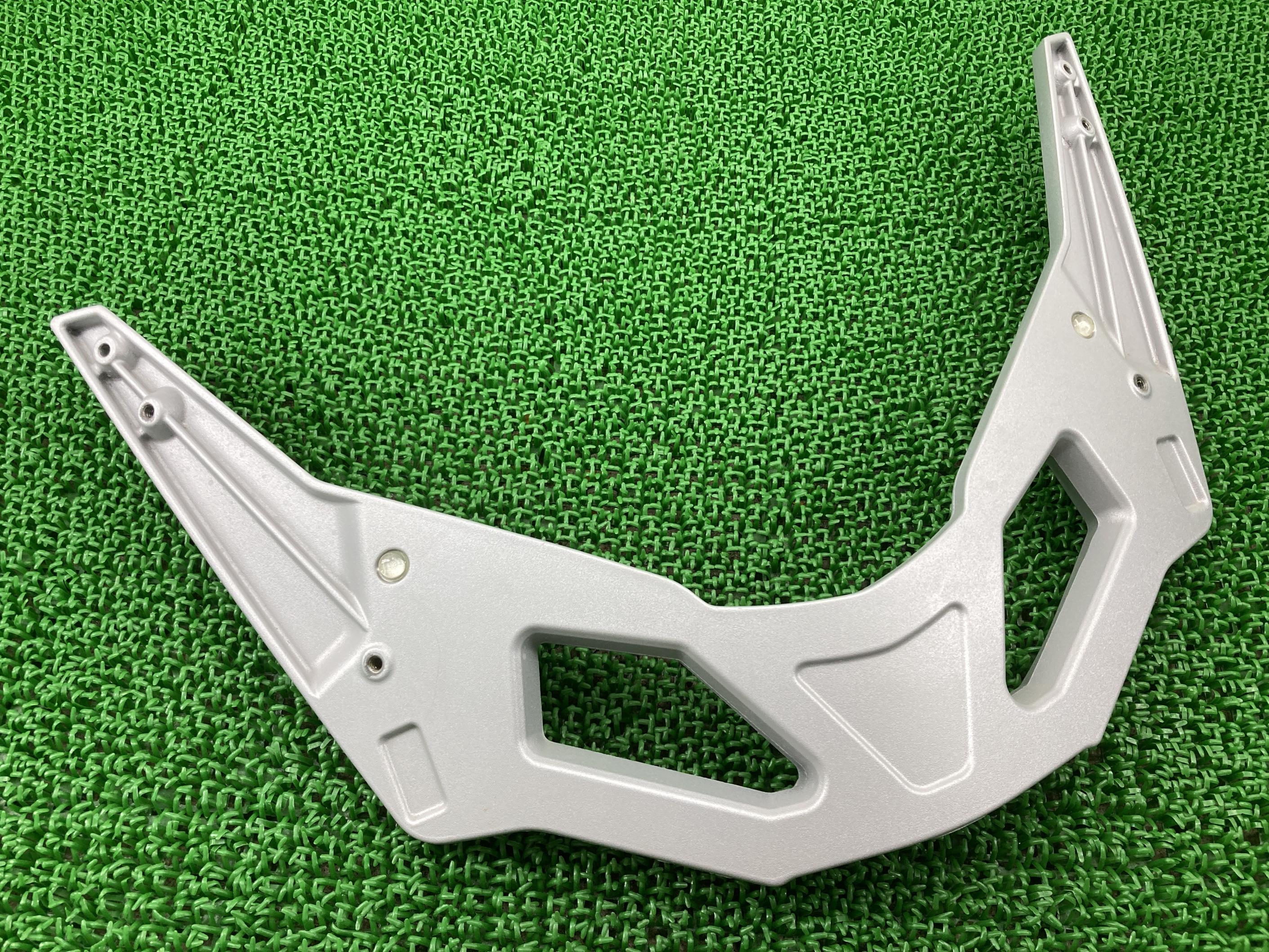 カンナムスパイダーRT スクリーンステー BRP 純正 バイク 部品 705005406 フロントブラケット スクリー..