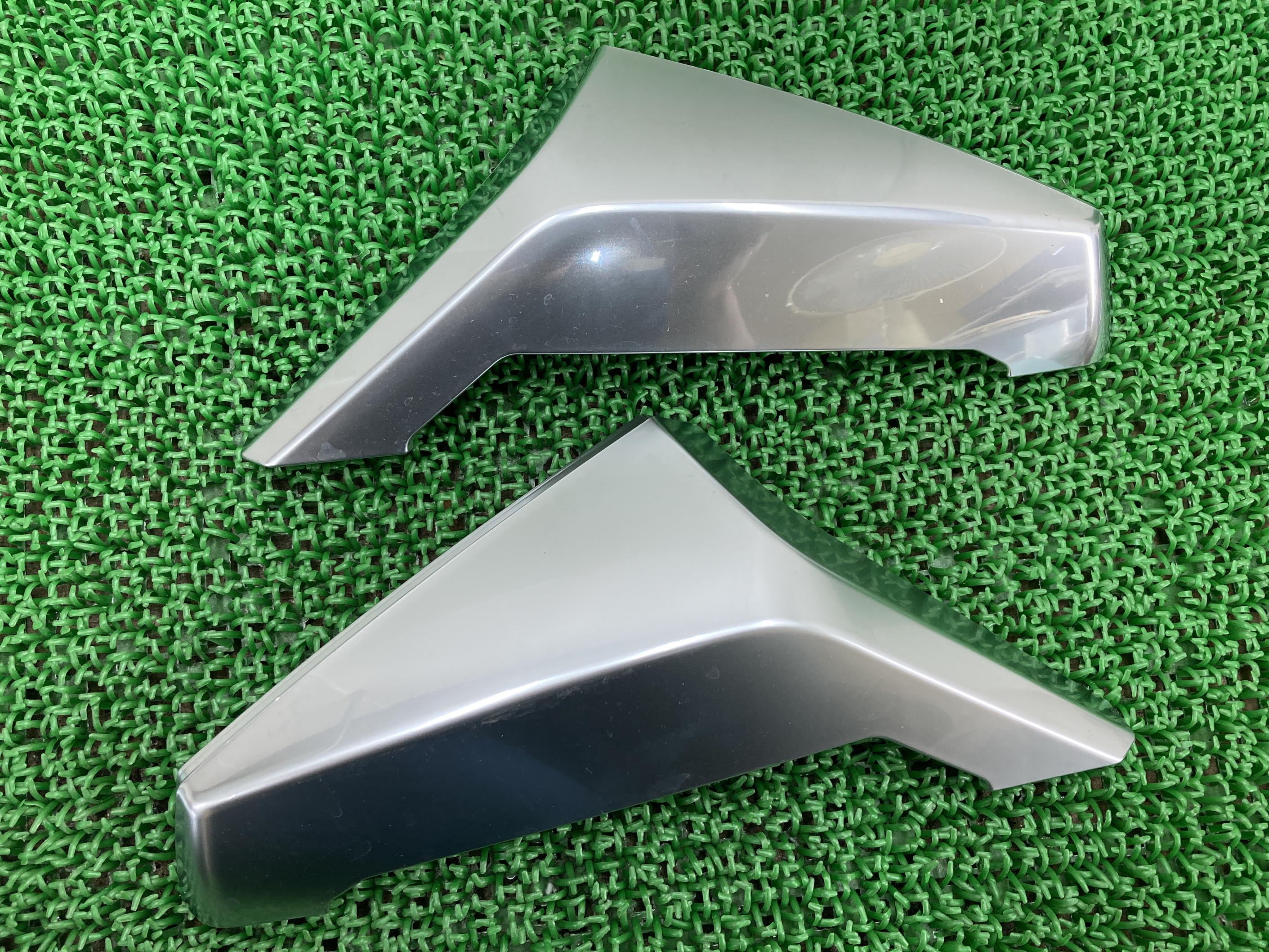 カンナムスパイダーロードスター ウインカーカバー 左右 BRP 純正 バイク 部品 CAN-AM BCXRDH1330 BCXR..