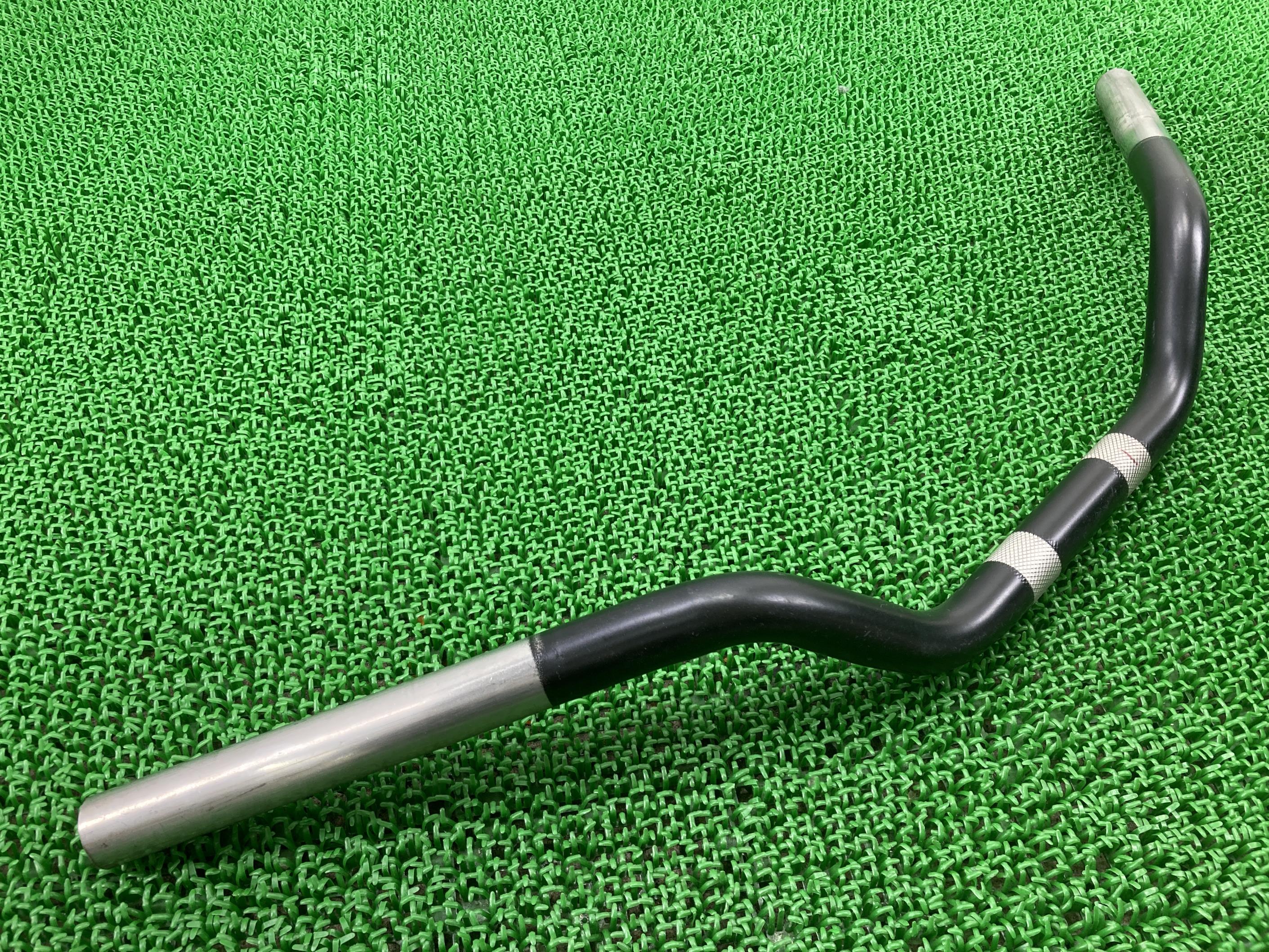 XL883Nハンドル5HD4LE2E2DC442***ハーレー純正バイク部品2013年式外しスポーツスターアイアン幅740mmコンディション良好曲がり無し車検G...