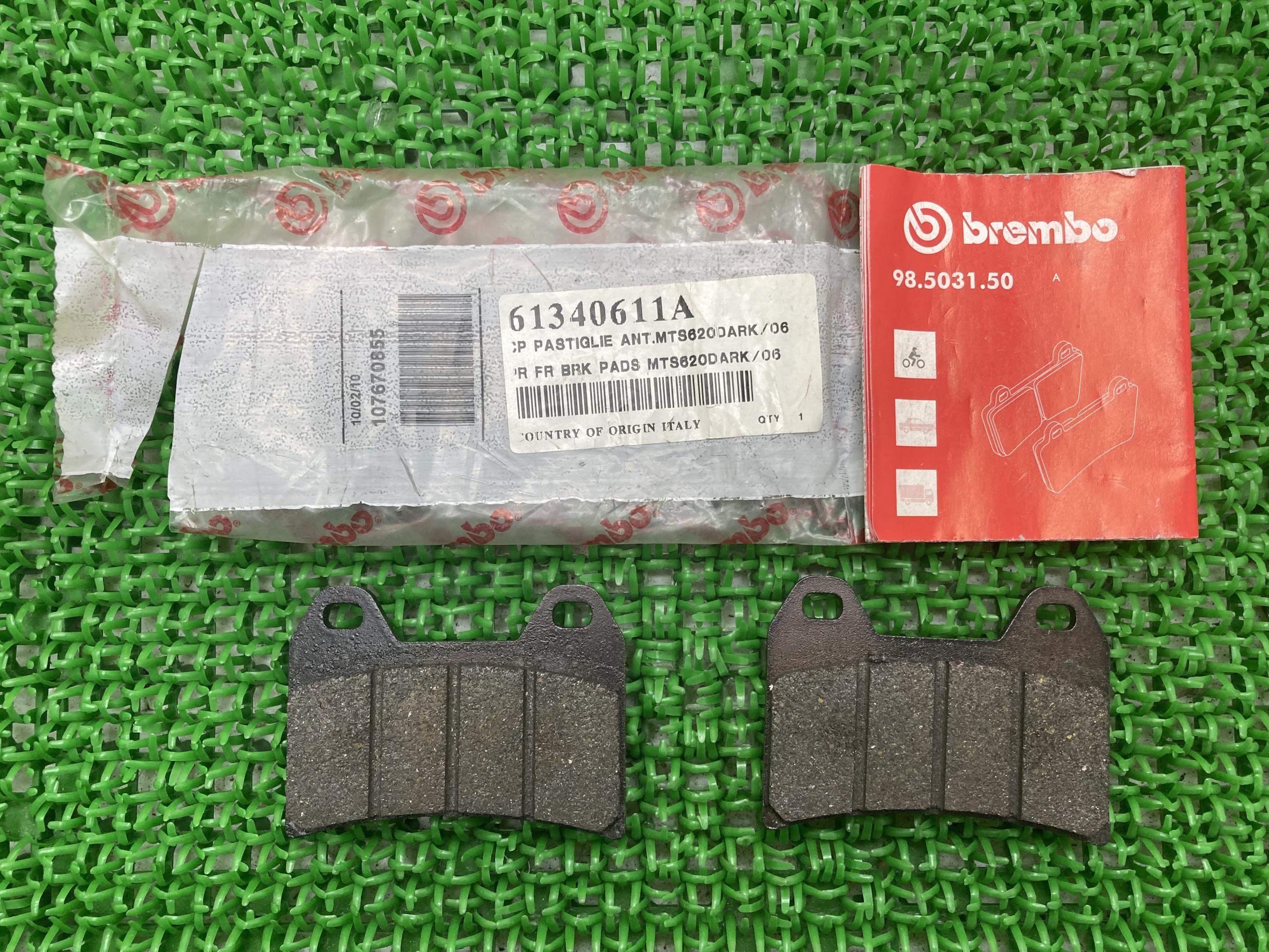 モンスター696 ブレーキパッド 在庫有 即納 ドゥカティ 純正 新品 バイク 部品 未使用 モンスター659 795 796 割れ欠け無し 車検 Genuine モンスター796