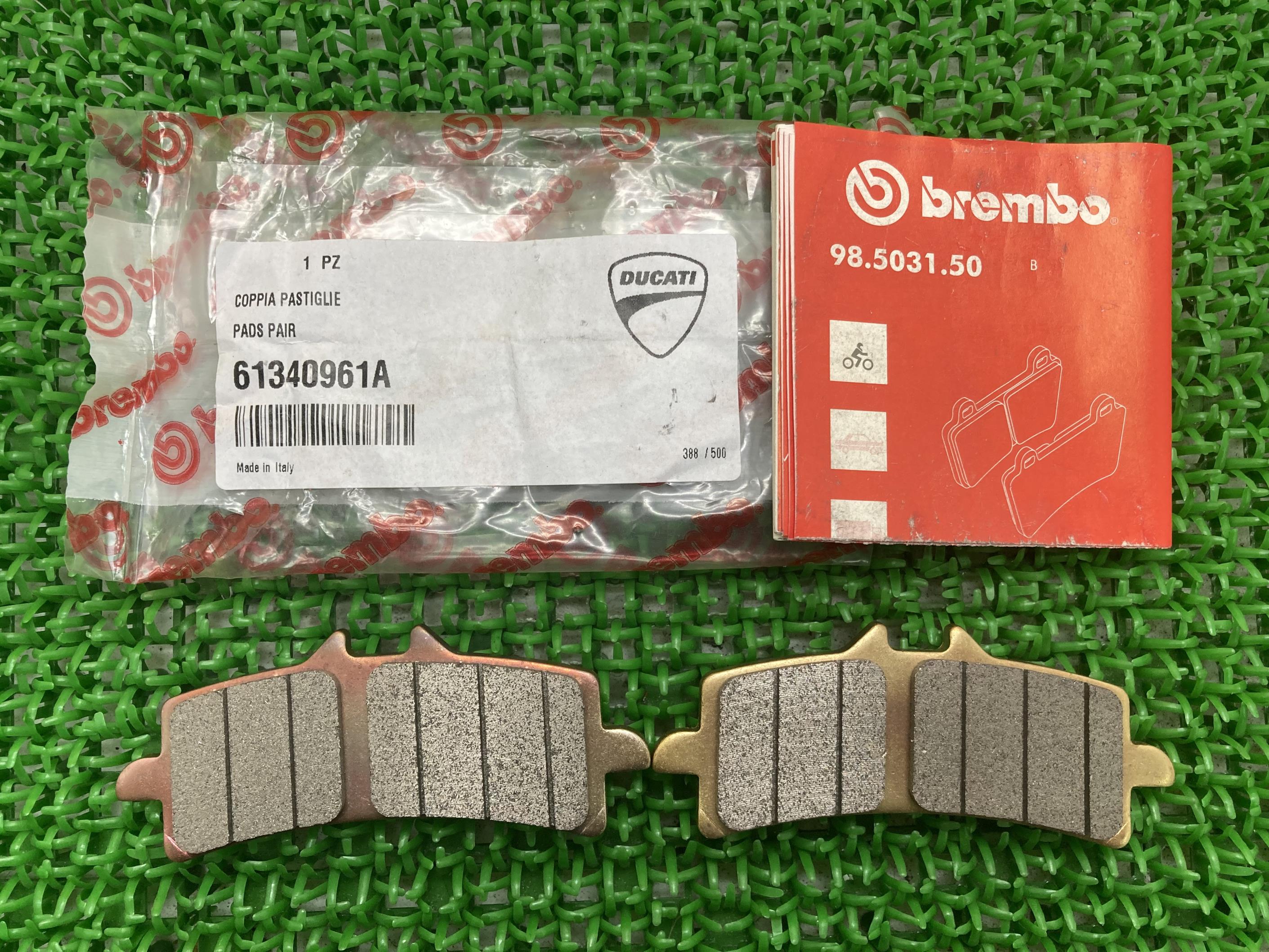 1299パニガーレS ブレーキパッド 在庫有 即納 ドゥカティ 純正 新品 バイク 部品 未使用 1199パニガーレ モンスター1200S割れ欠け無し 修復素材に 車検 Genuine 1199パニガーレS 1299パニガーレ 1199パニガーレR