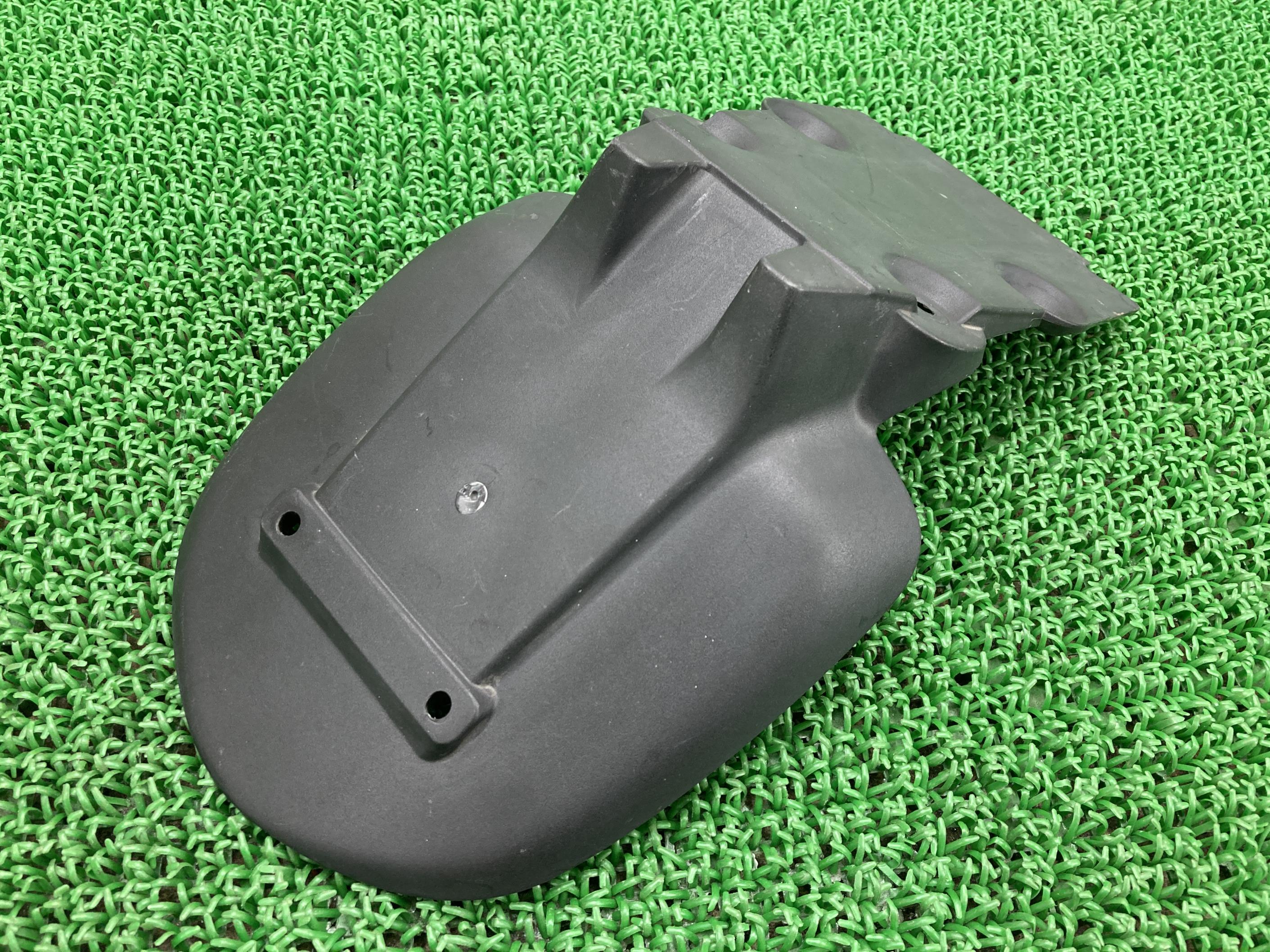 M900 リアフェンダー ドゥカティ 純正 バイク 部品 モンスター900 MONSTER900 割れ欠け無し 車検 Genuine 【中古】 94