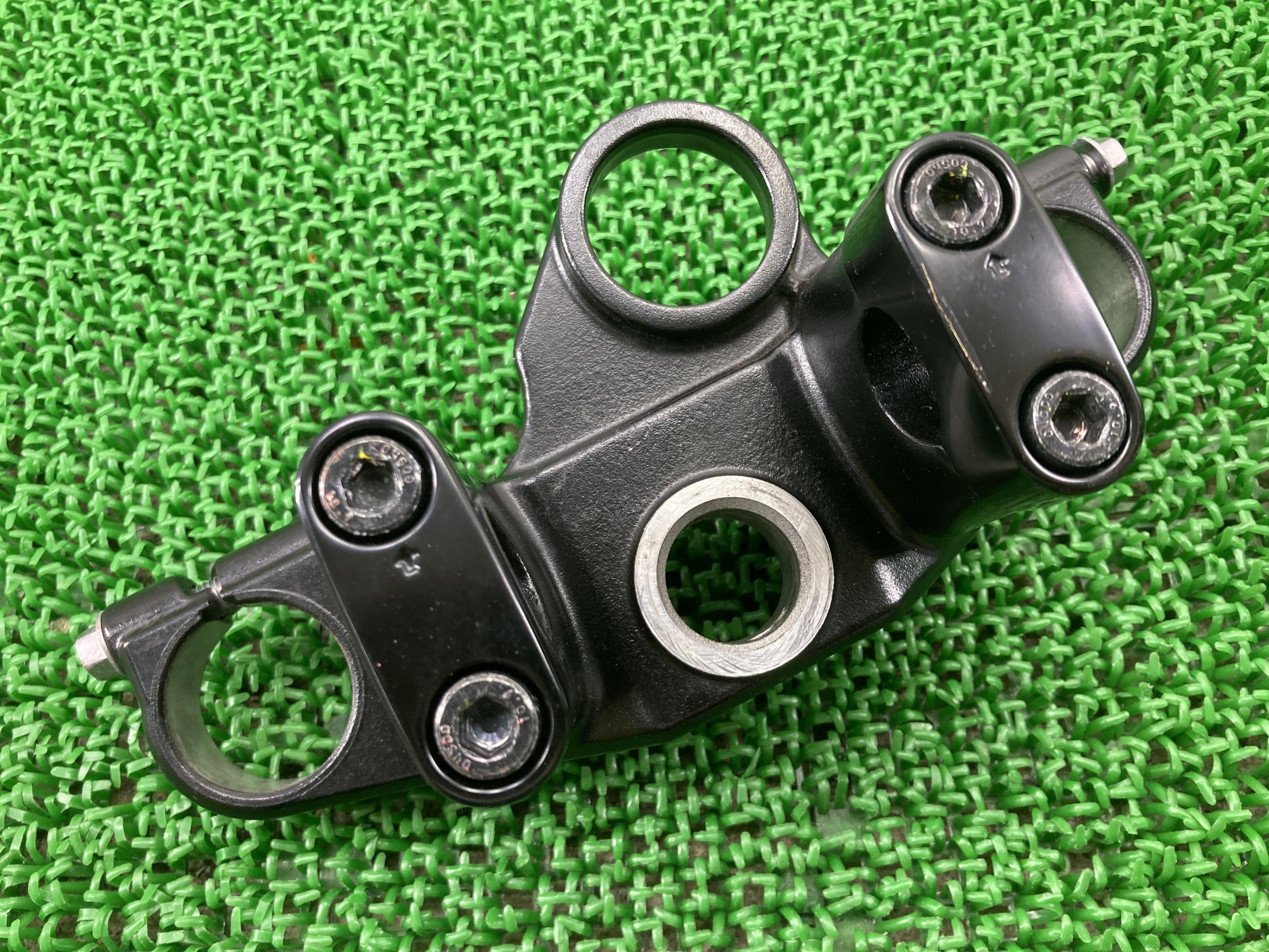 トリッカー トップブリッジ ヤマハ 純正 バイク 部品 DG10J ハンドルポスト クランプ 35φ 綺麗 車検 Genuine 【中古】 50