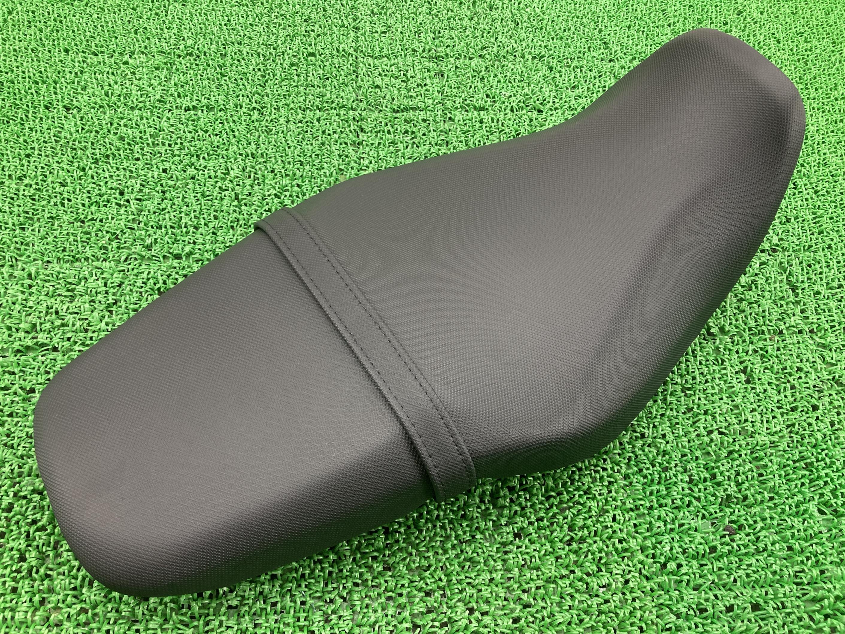 グロム シート ホンダ 純正 バイク 部品 JC61 GROM コンディション良好 そのまま使える 車検 Genuine 【中古】