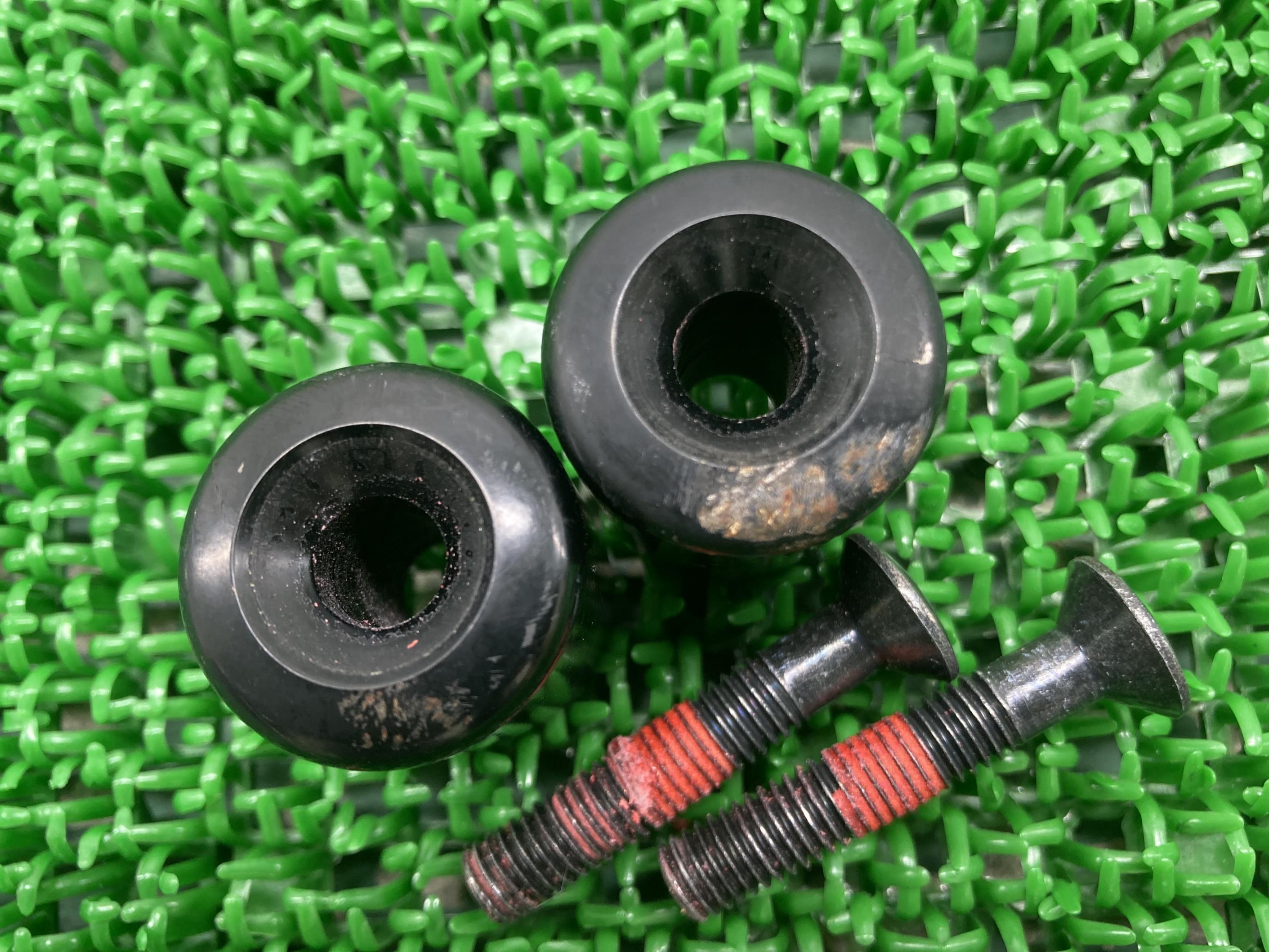 NINJA250ハンドルバーエンド左右カワサキ純正バイク部品EX250Lニンジャ250グリップエンドハンドルウェイトペイント素材に曲がり無し車検Genuine【...