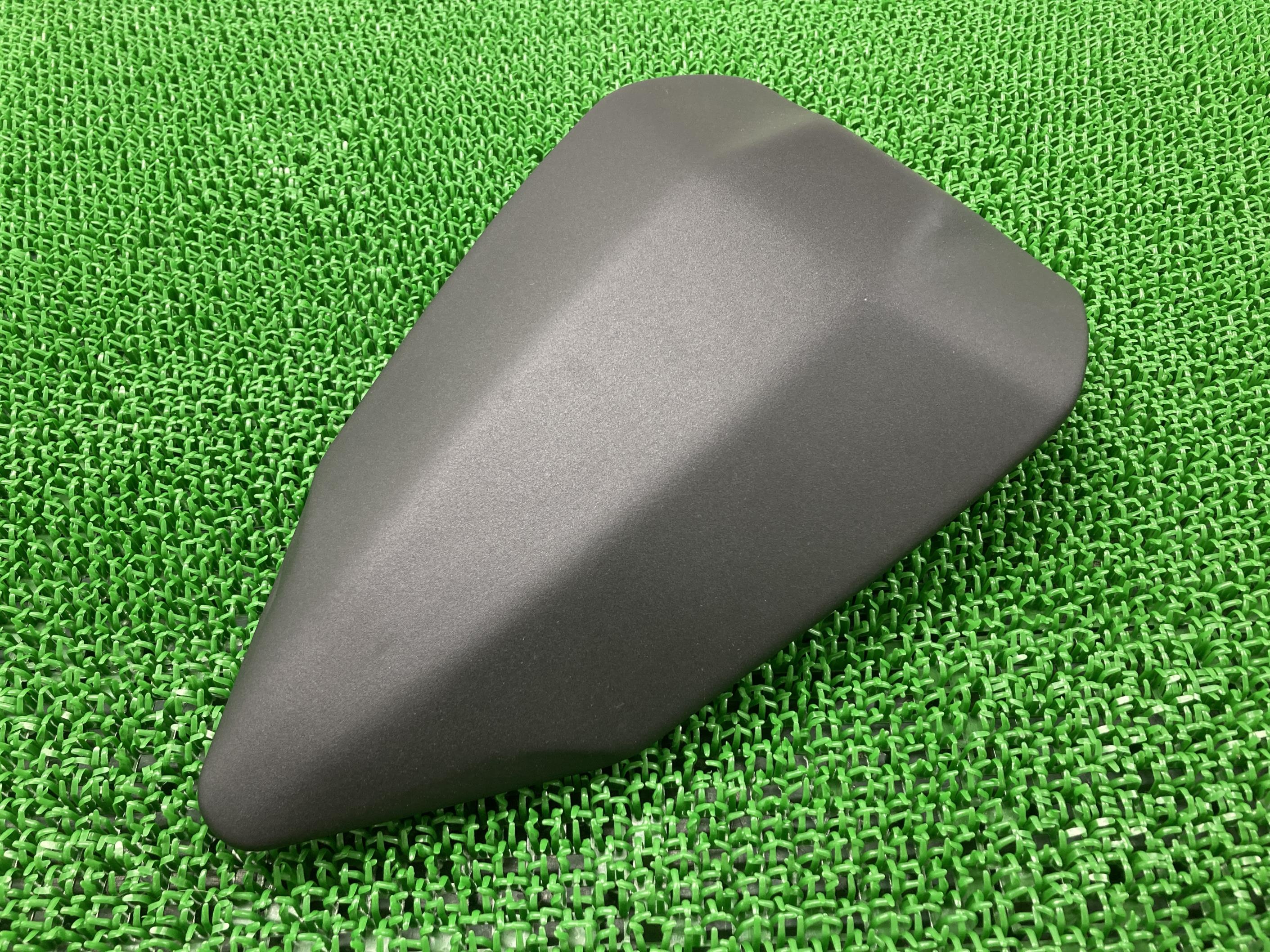 1199パニガーレ タンデムシート ドゥカティ 純正 バイク 部品 ZDMH80 コンディション良好 車検 Genuine 【中古】 82