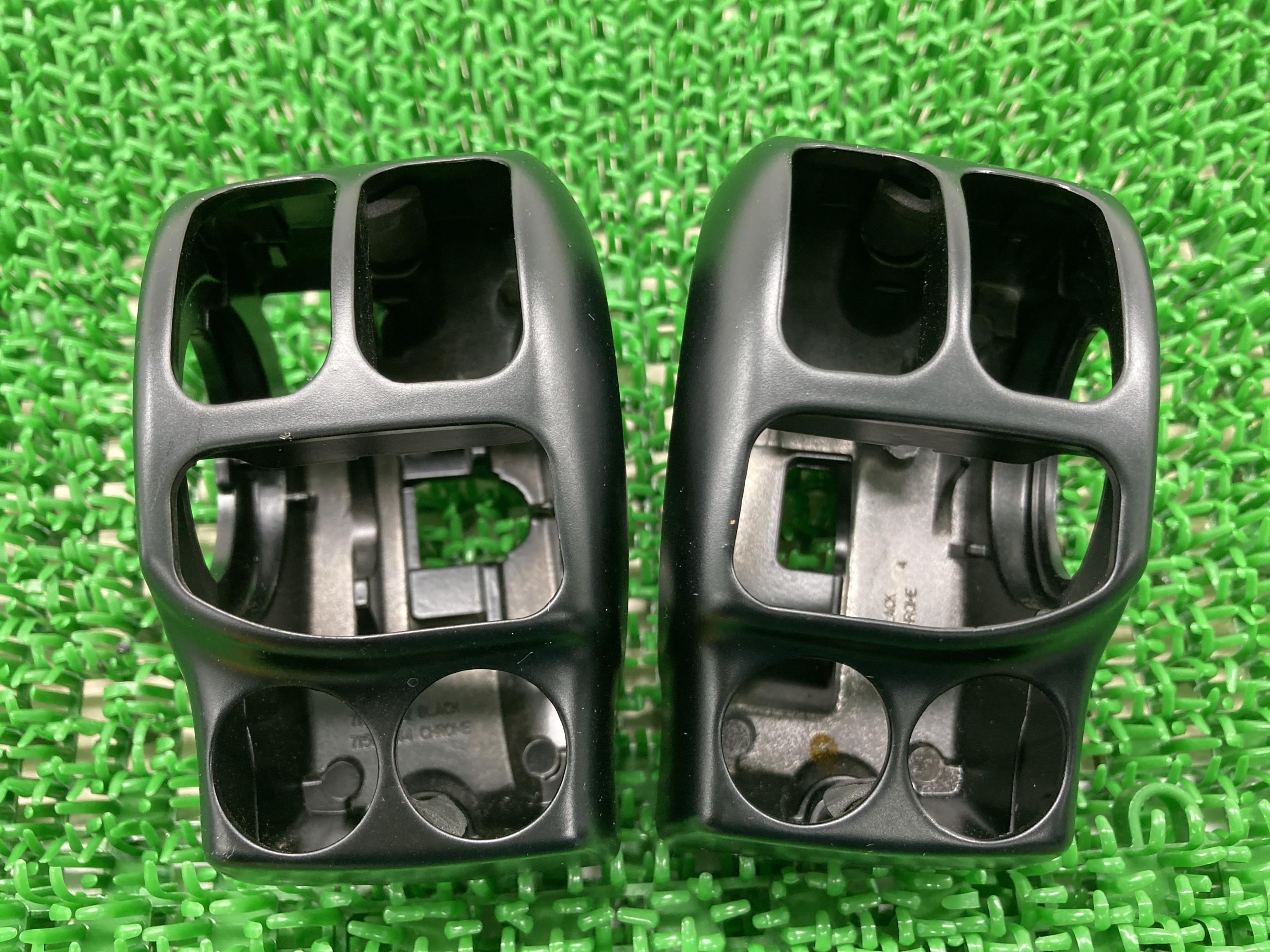 FLHX1750 ハンドルスイッチケース 左右 5HD1KBCE5JB606*** ハーレー 純正 バイク 部品 71500342 71500348 ツーリング...