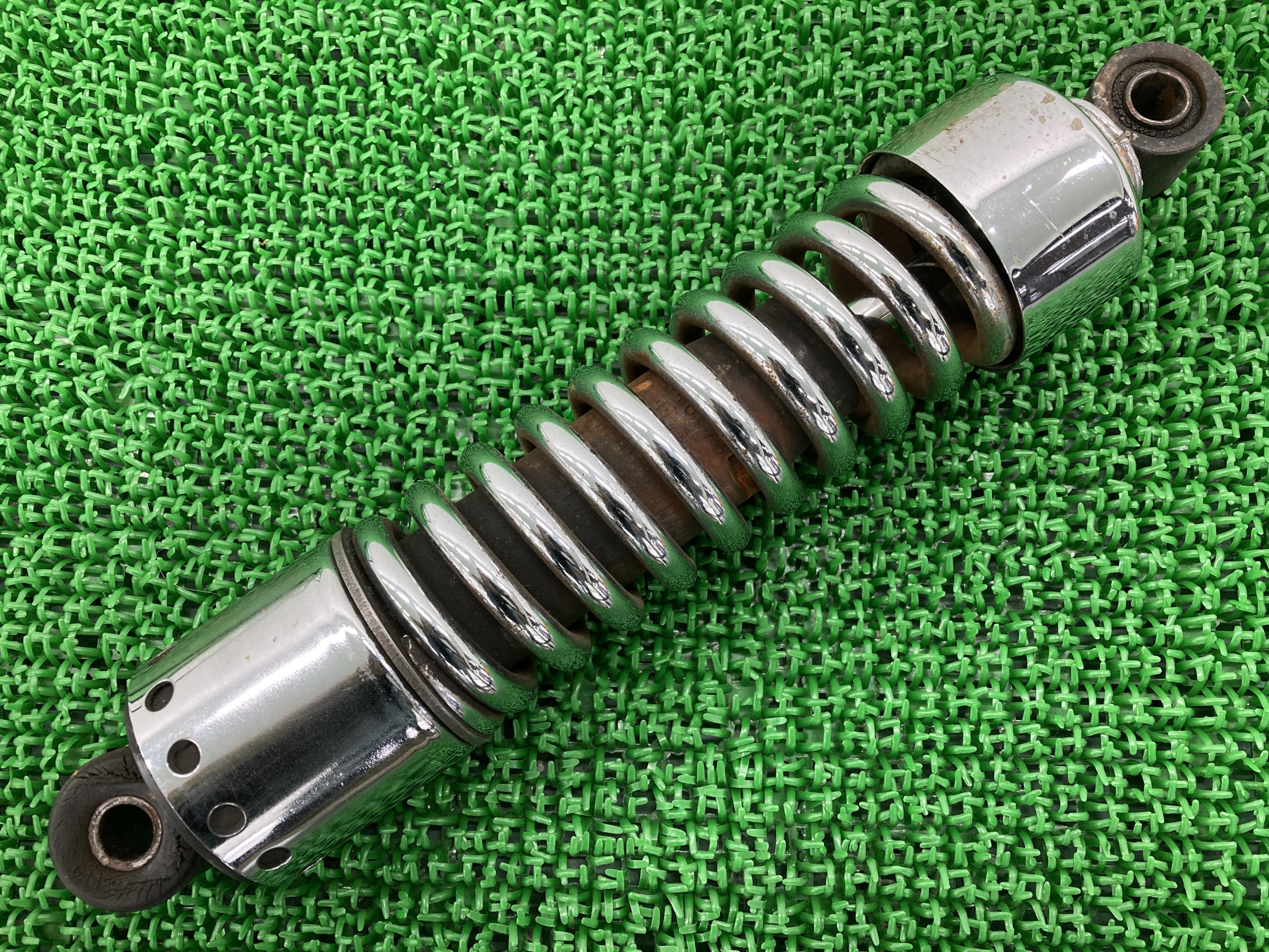 リアサスペンション 片側 ハーレー 純正 バイク 部品 ショベル 4速フレーム用 コケキズ無し 曲がり無し..