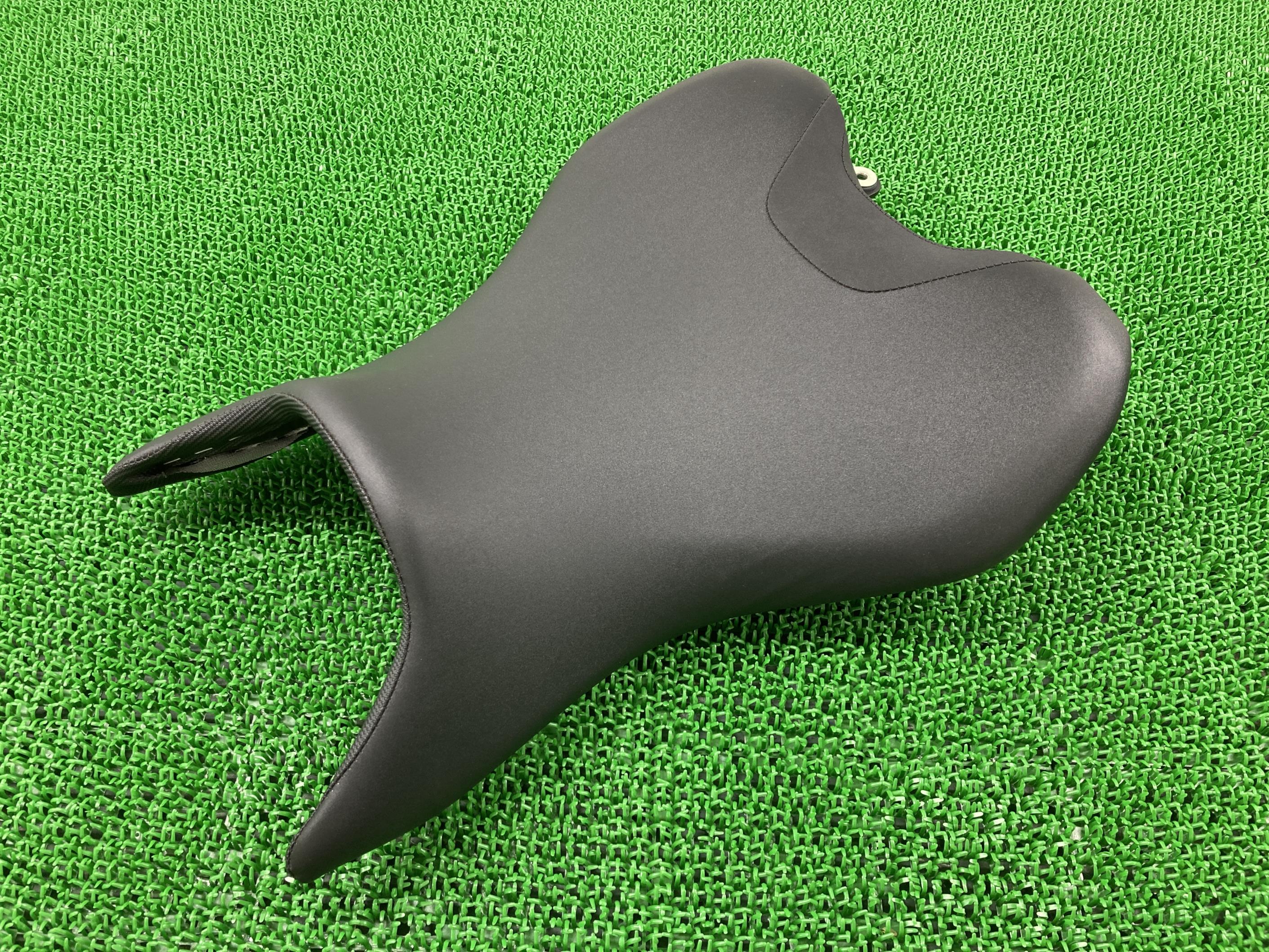 MT-07 シート ヤマハ 純正 バイク 部品 RM19J B4C 綺麗 良品 品薄 希少品 車検 Genuine 【中古】 67