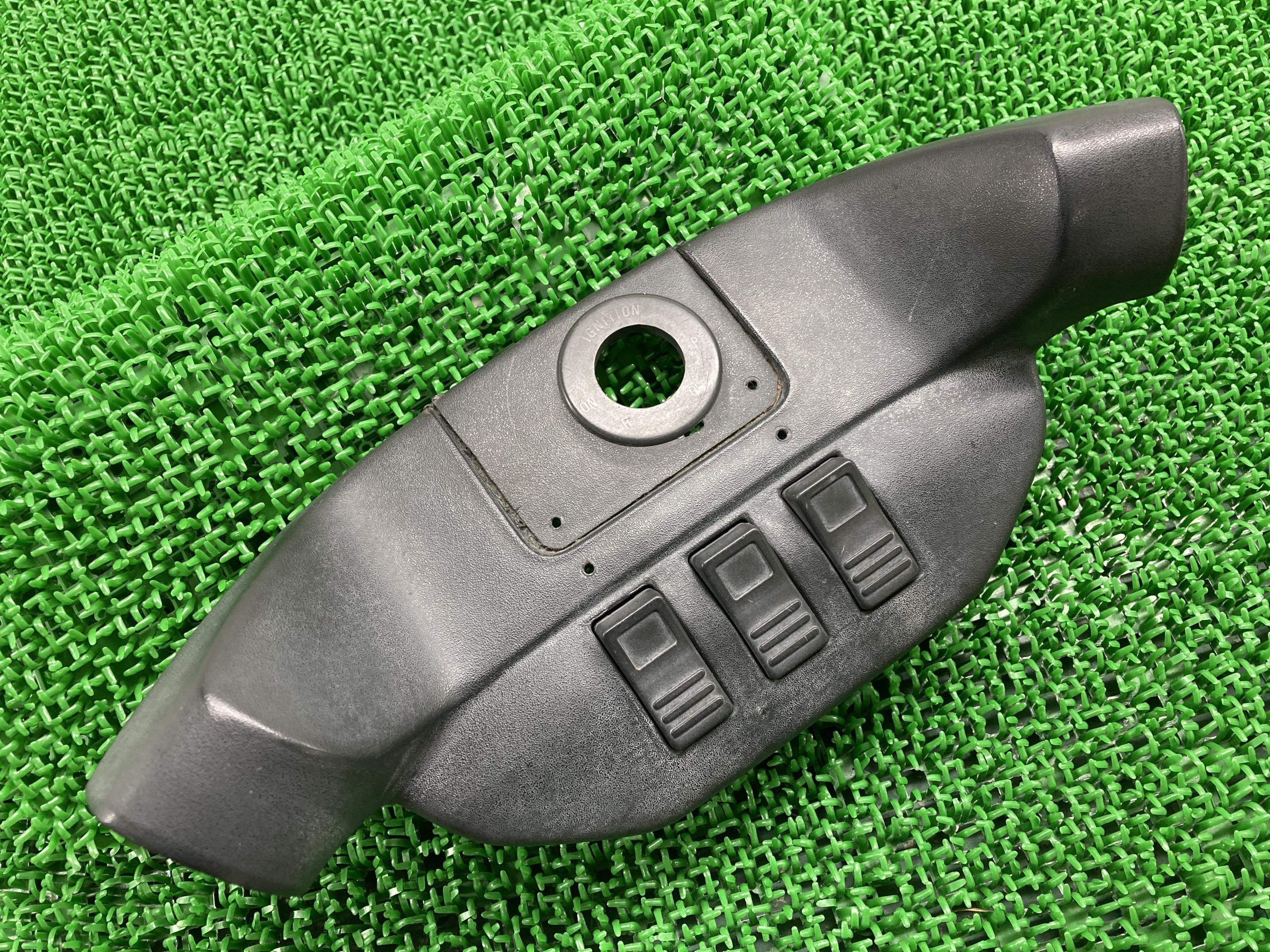 K1100RSハンドルカバーBMW純正バイク部品修復素材に割れ欠け無し品薄希少品車検Genuine【中古】 70