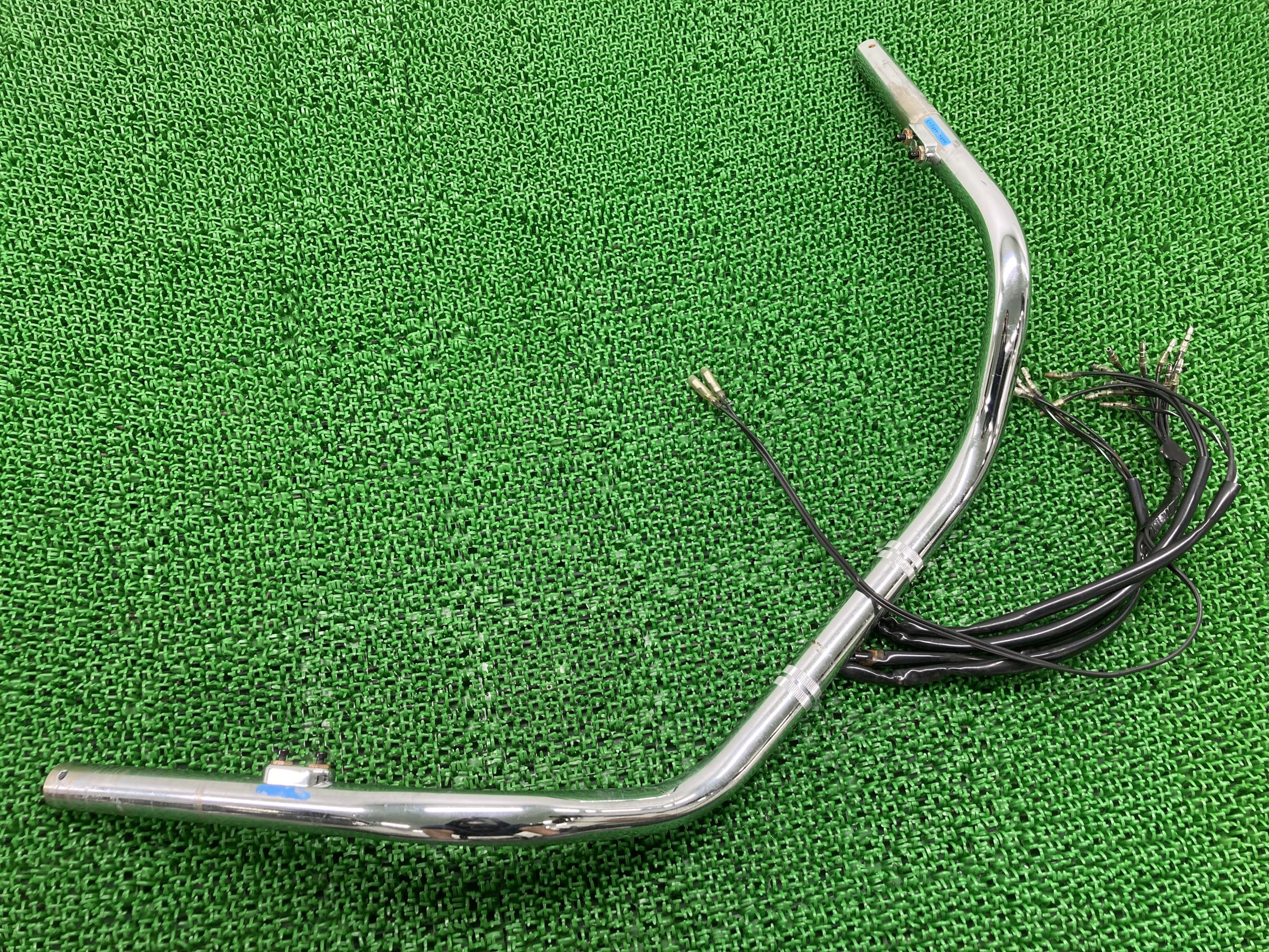 スティード400VLX ハンドル ホンダ 純正 バイク 部品 NC26 最終型 曲がり無し 品薄 希少品 車検 Genuine 【中古】 46