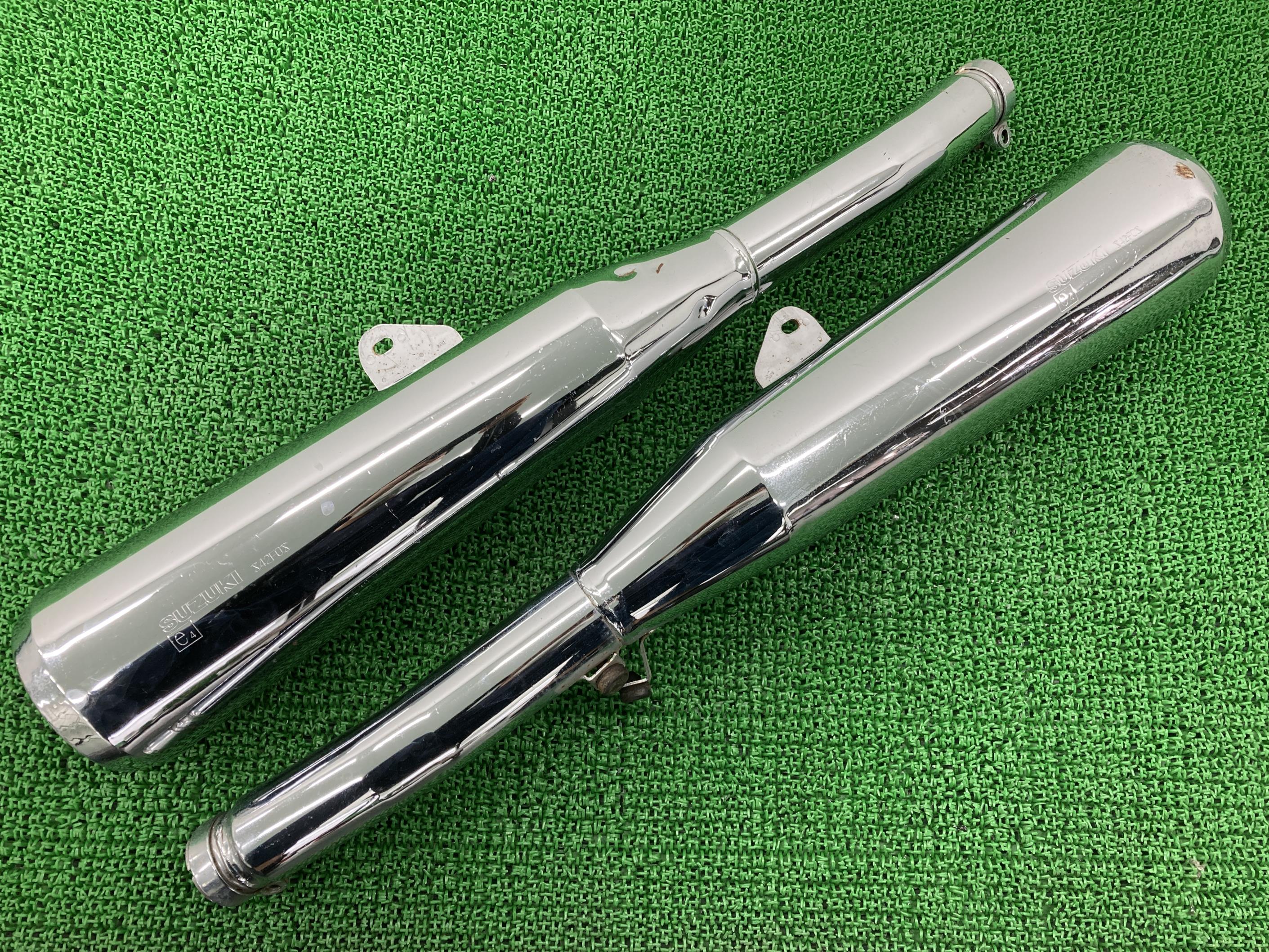 GSX1400 サイレンサーマフラー 左右 スズキ 純正 バイク 部品 GY71A ノーマルマフラー 機能的問題無し 希少品 品薄 車検 Genuine 【中古】 32