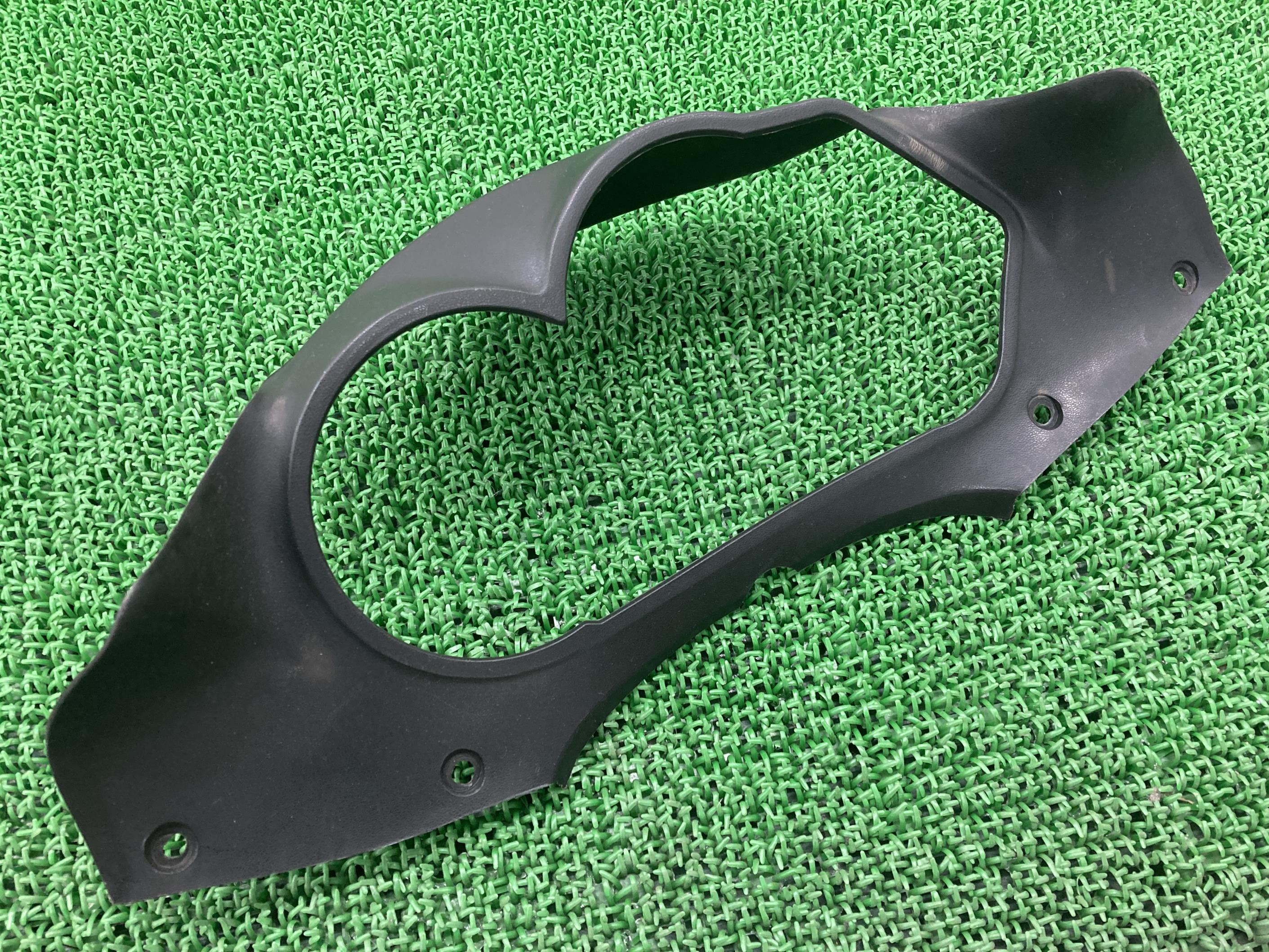 ZZ-R1100 メーターカバー カワサキ 純正 バイク 部品 ZX1100C 割れ欠け無し 品薄 希少品 車検 Genuine 【中古】 49