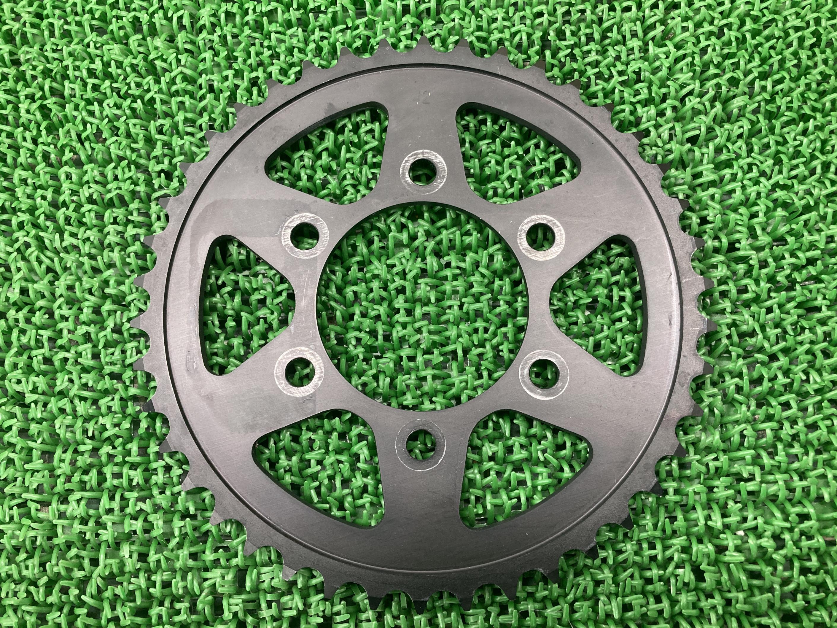 Z900RSリアスプロケットカワサキ純正バイク部品ZR900C42Tコンディション良好曲がり無し品薄希少品車検Genuine【中古】 76