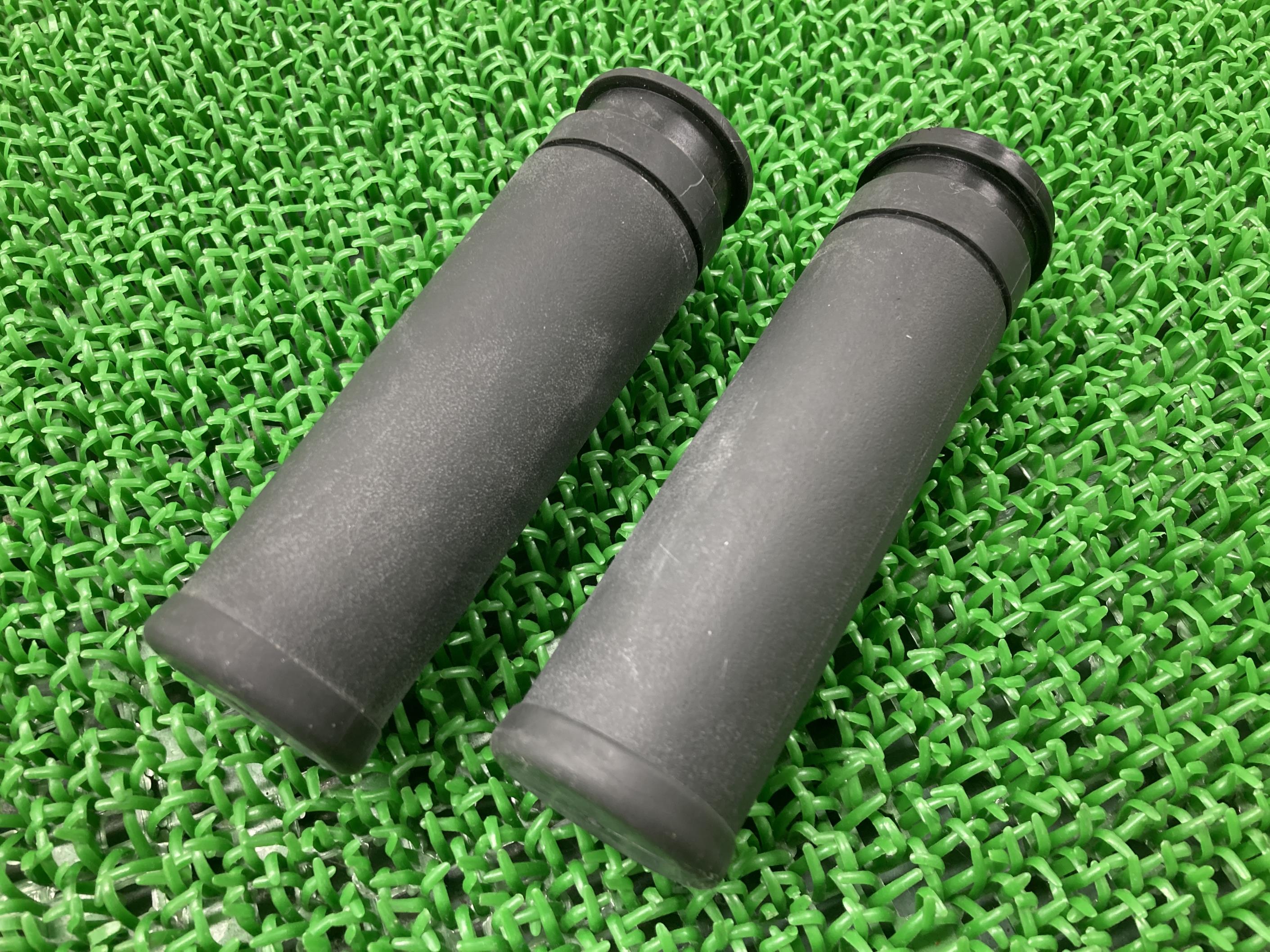 ハンドルグリップ左右ハーレー純正バイク部品電子スロットル用ソフテイルダイナツーリングコンディショ..