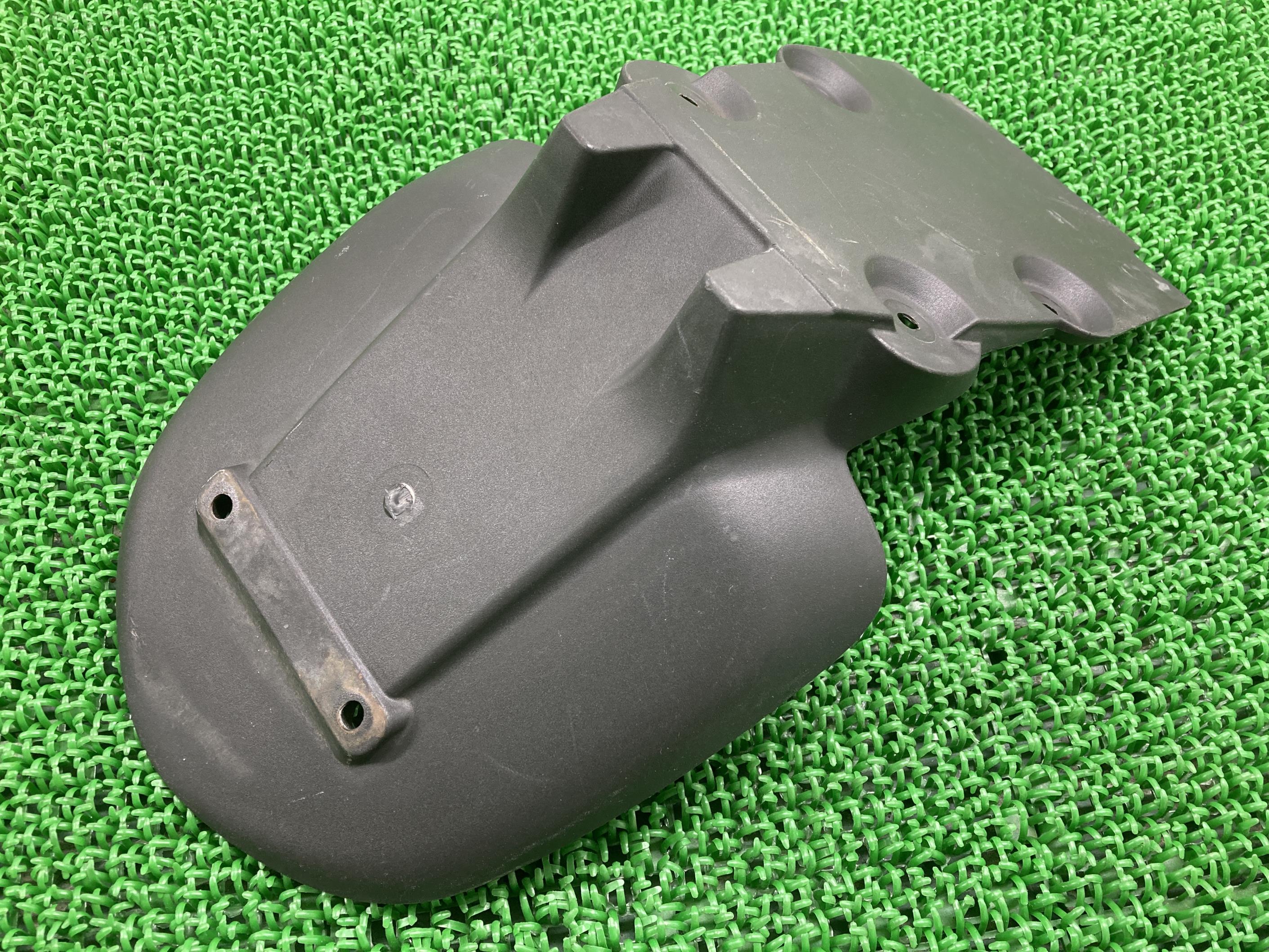 M900 リアフェンダー ドゥカティ 純正 バイク 部品 モンスター900 MONSTER900 割れ欠け無し 車検 Genuine 【中古】 47