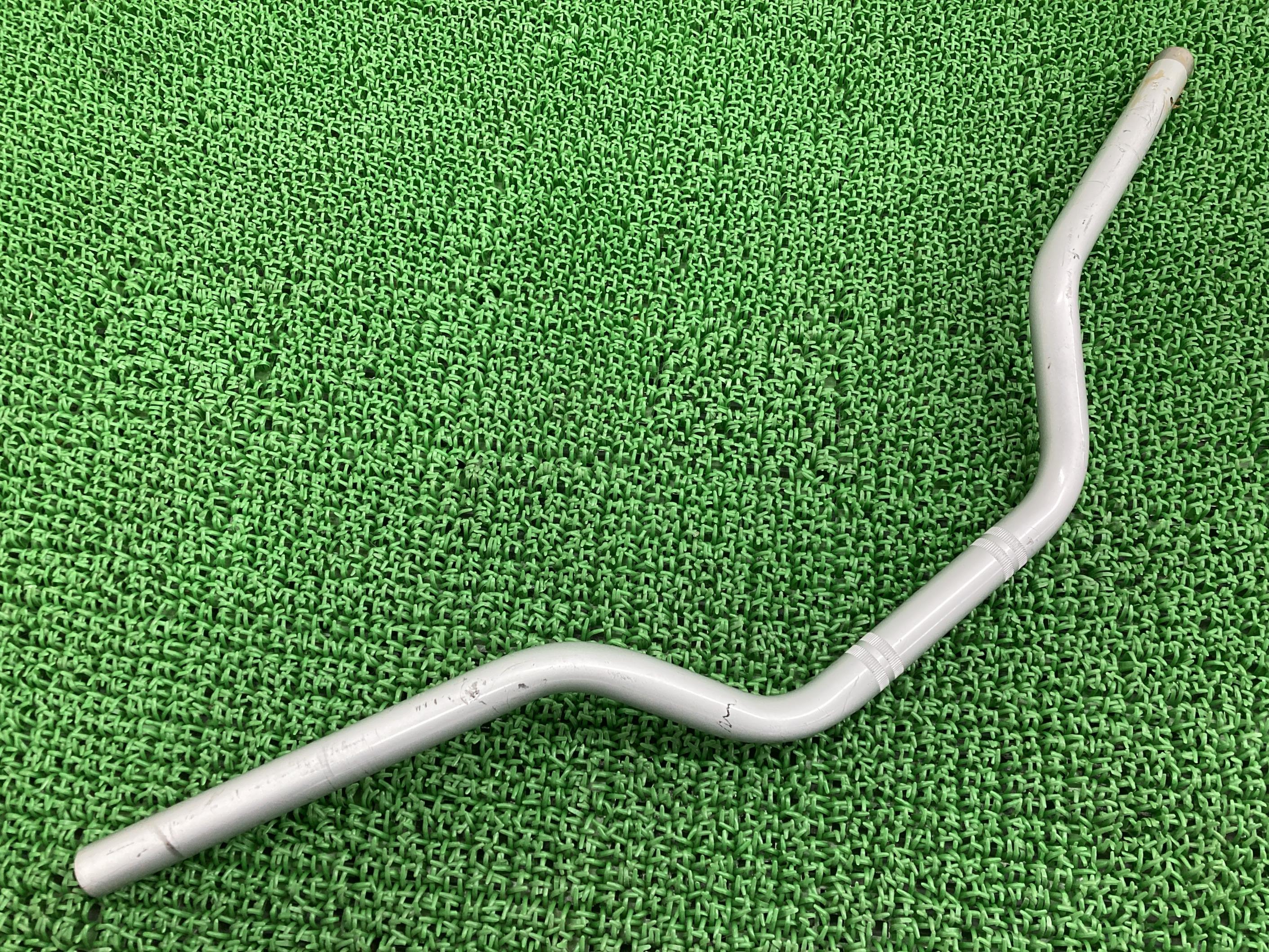 エイプ50 ハンドル ホンダ 純正 バイク 部品 AC16 曲がり無し 品薄 希少品 幅710mm 車検 Genuine 【中古】 79