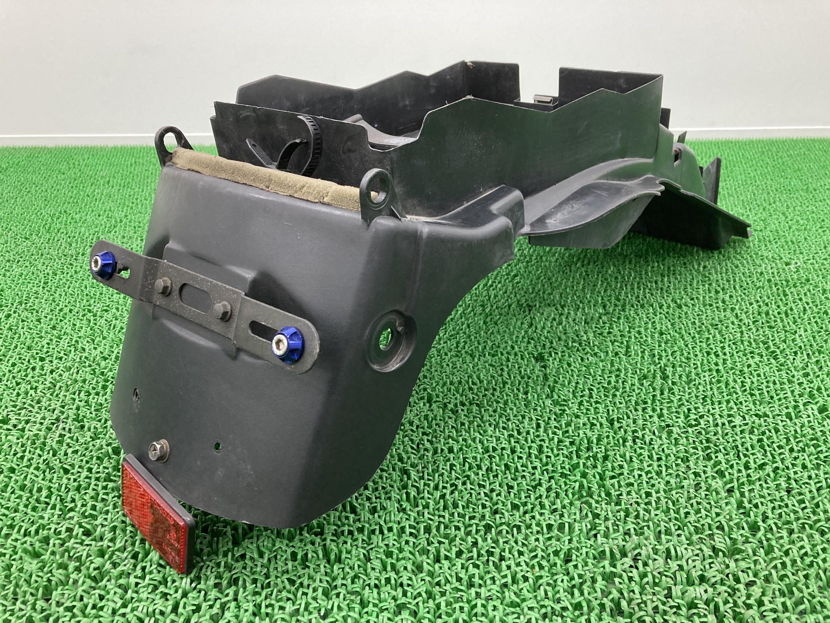 XJR1200 リアフェンダー ヤマハ 純正 バイク 部品 修復素材に コケキズ無し 品薄 希少品 車検 Genuine 【中古】 45