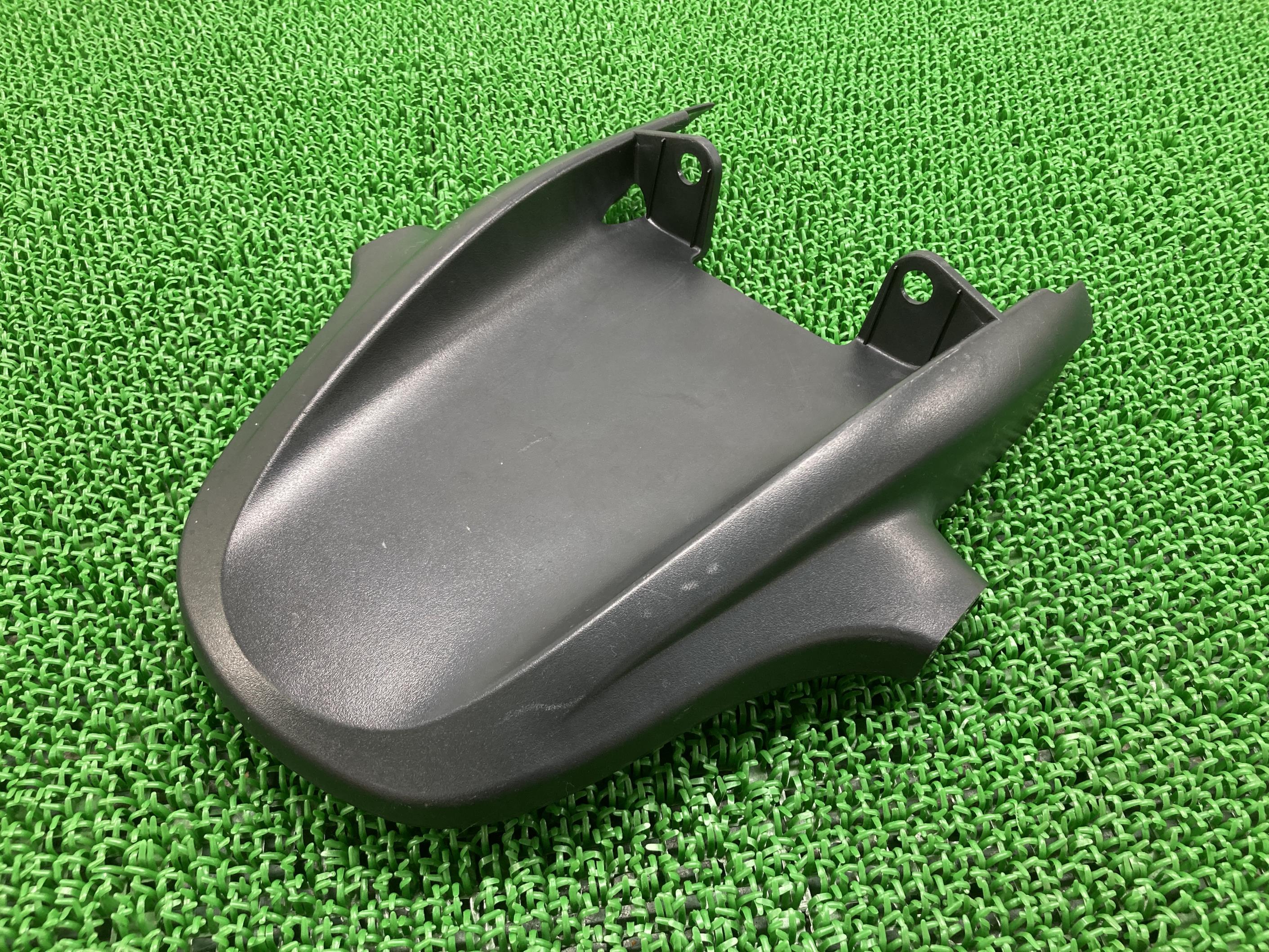 M695 リアフェンダー ドゥカティ 純正 バイク 部品 モンスター695 テールカウル インナーリアフェンダー 割れ欠け無し 車検 Genuine 【中古】 91