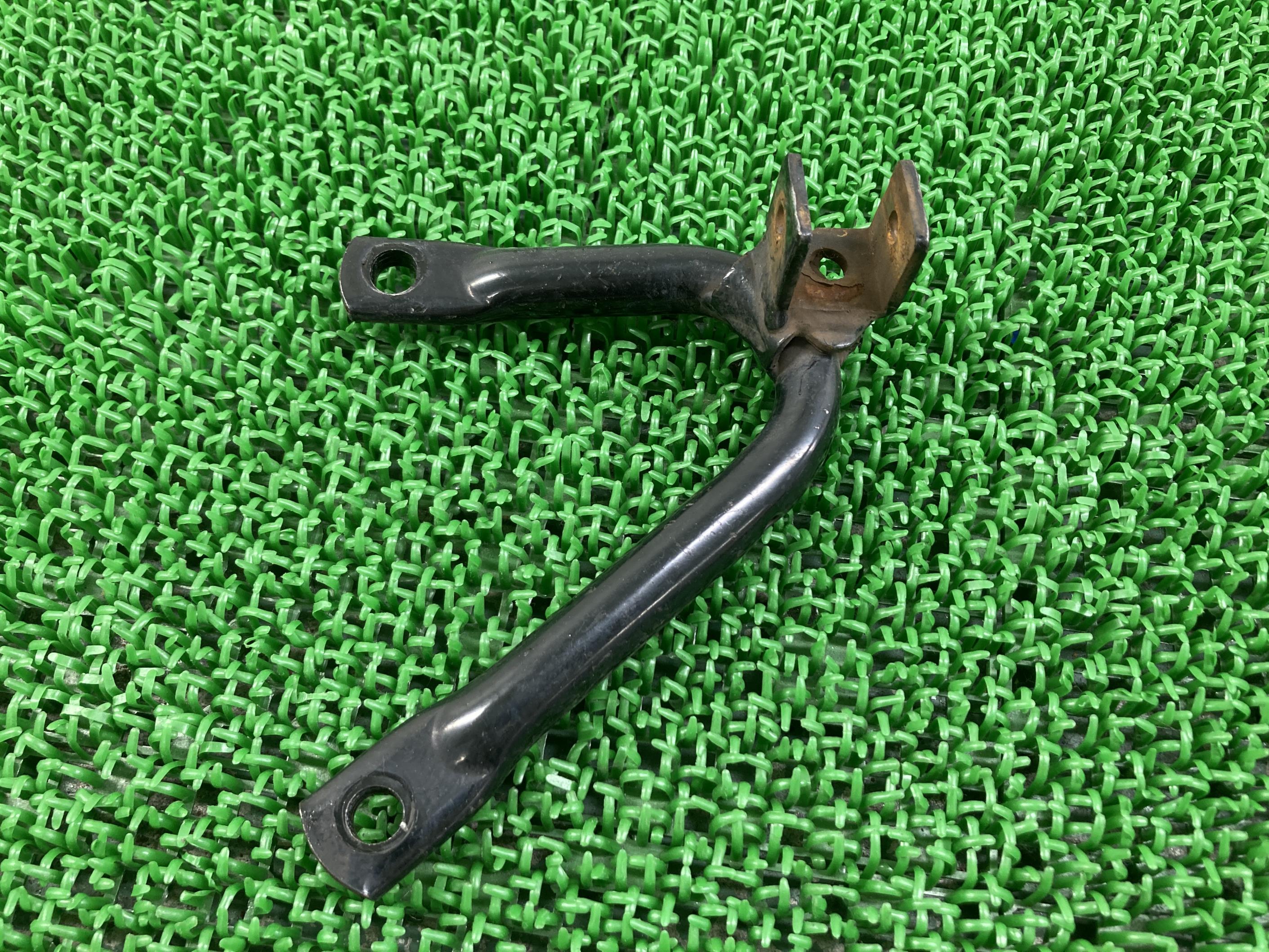 エストレヤタンデムステップホルダー左カワサキ純正バイク部品BJ250A曲がり無し品薄希少品車検Genuine【中古】 43