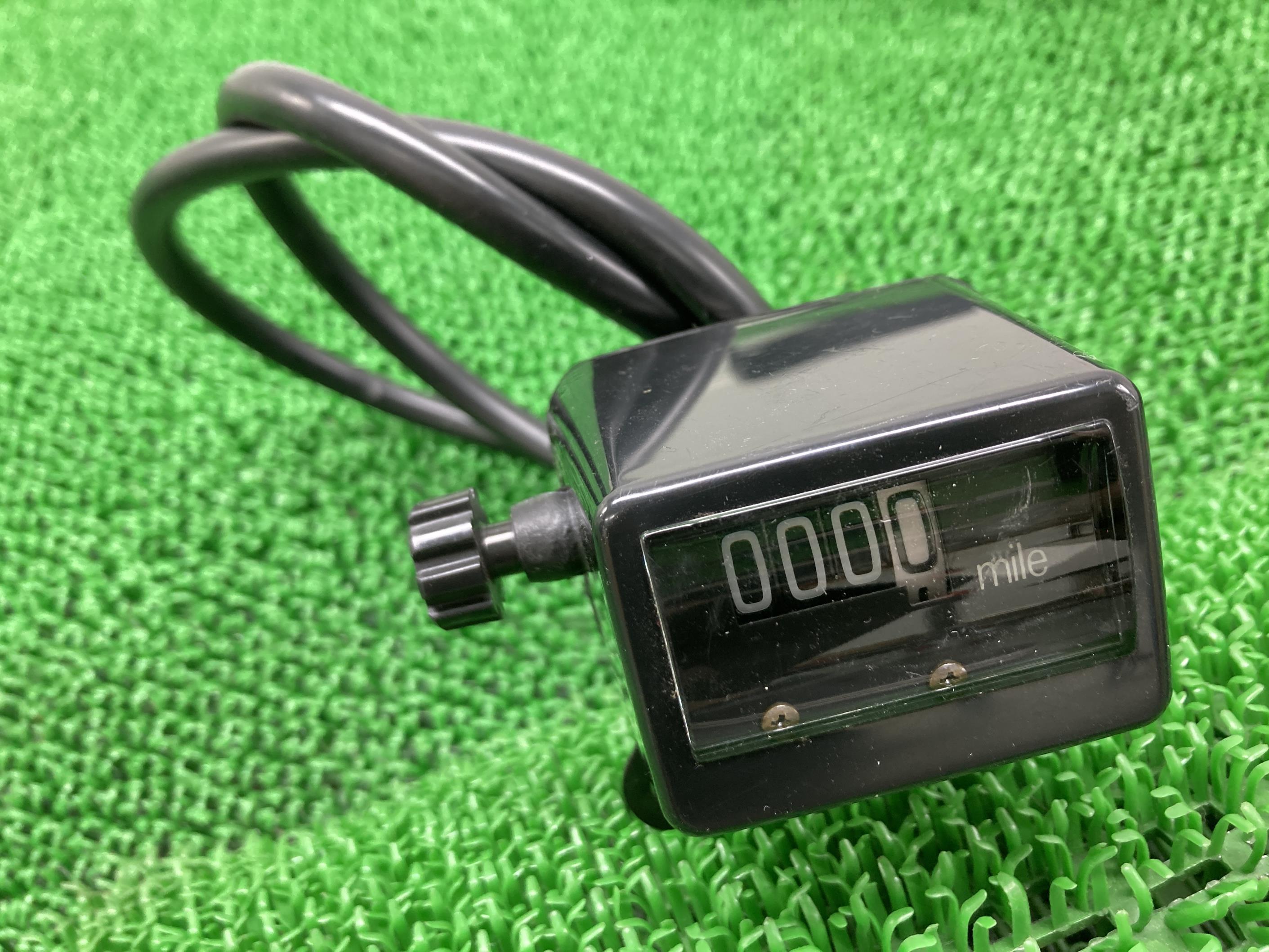 WR250Fトリップメーターヤマハ純正バイク部品競技モデルWR225FWR450Fなどに割れ欠け無しマイル表示コンディション良好車検Genuine【中古】 77