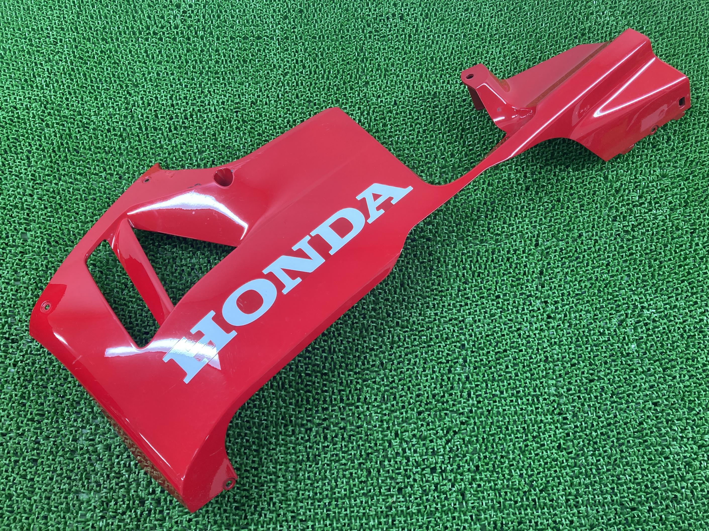 CBR600RR アンダーカウル 左 赤 ホンダ 純正 バイク 部品 PC40 サイドカウル 修復素材やペイント素材に 品薄 希少品 車検 Genuine 【中...