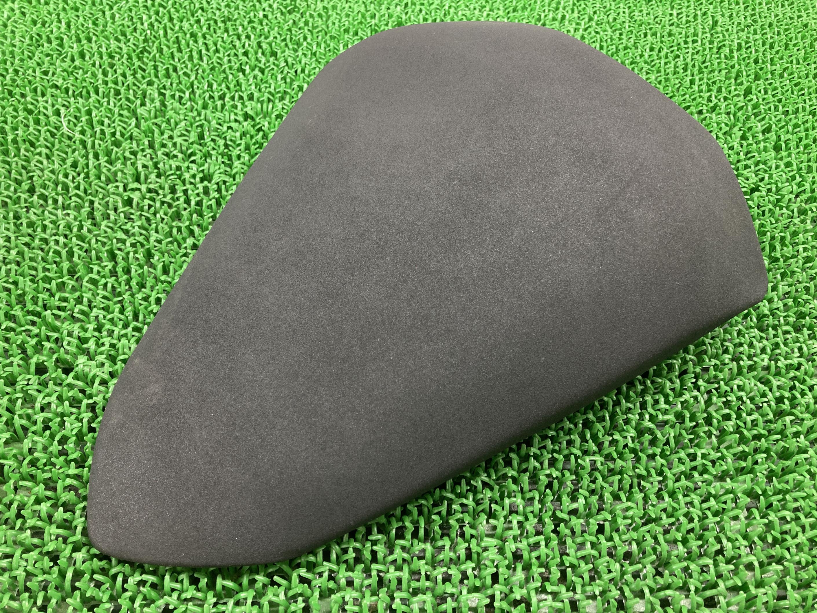 パニガーレV2 タンデムシート ドゥカティ 純正 バイク 部品 コンディション良好 破れ無し 品薄 希少品 車検 Genuine 【中古】 67