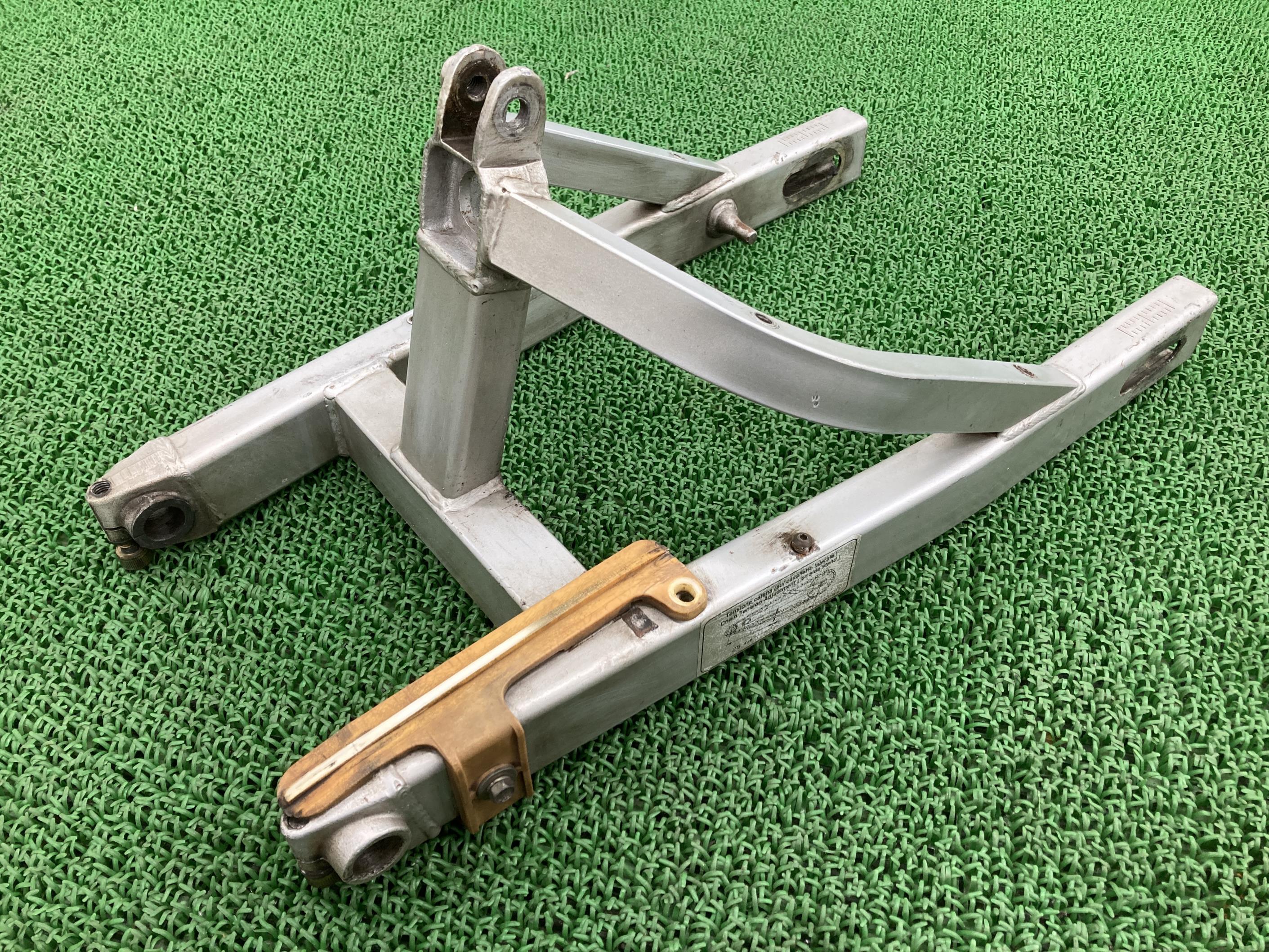 400SSスイングアームZDM400J001***ドゥカティ純正バイク部品1994年式外しZDM400J曲がり無し品薄希少品車検Genuine【中古】 98