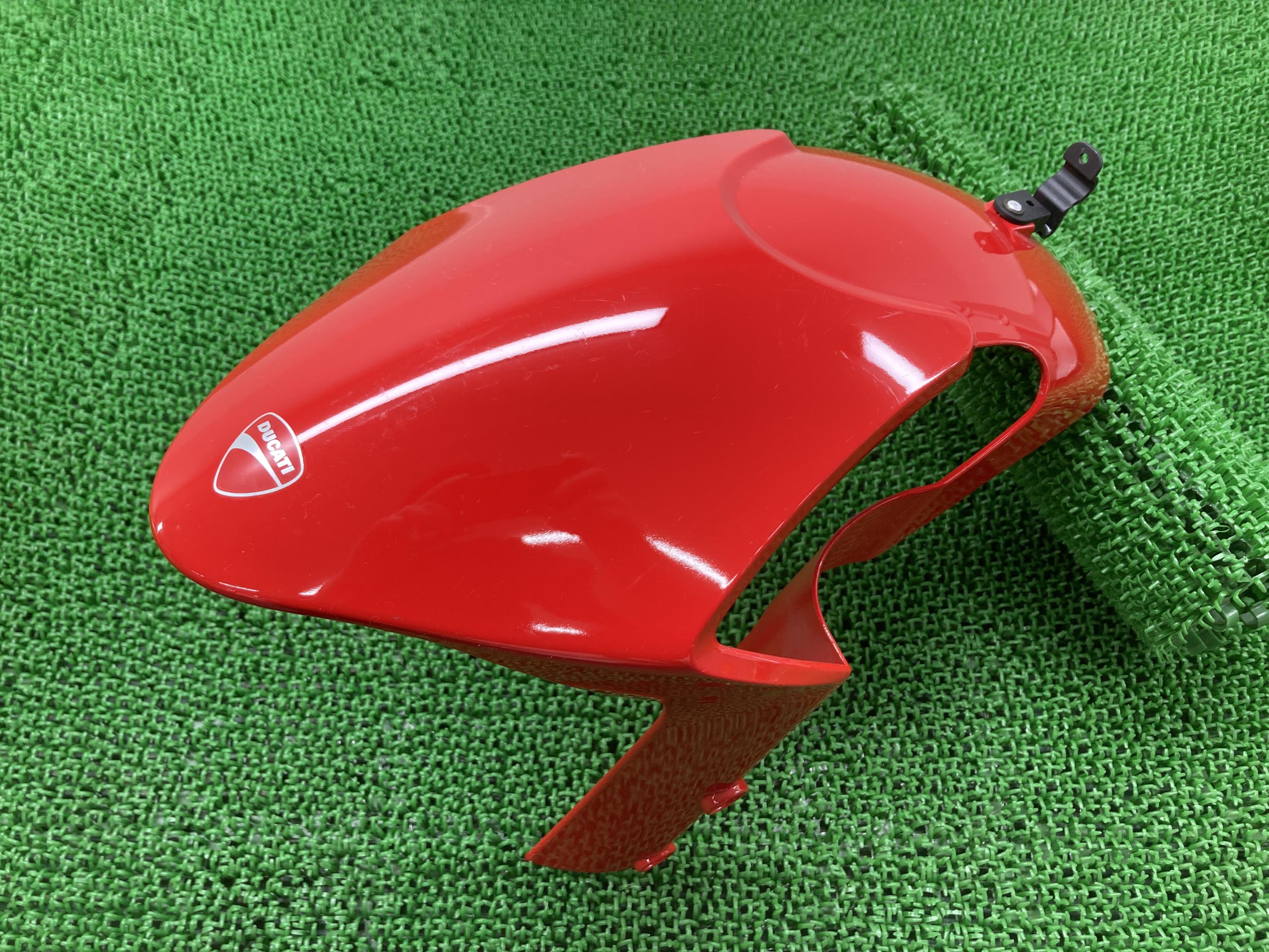 M696 M796 M1100 フロントフェンダー 赤 ドゥカティ 純正 バイク 部品 モンスター 割れ欠け無し コンディション良好 車検 Genuine 【中古】 47