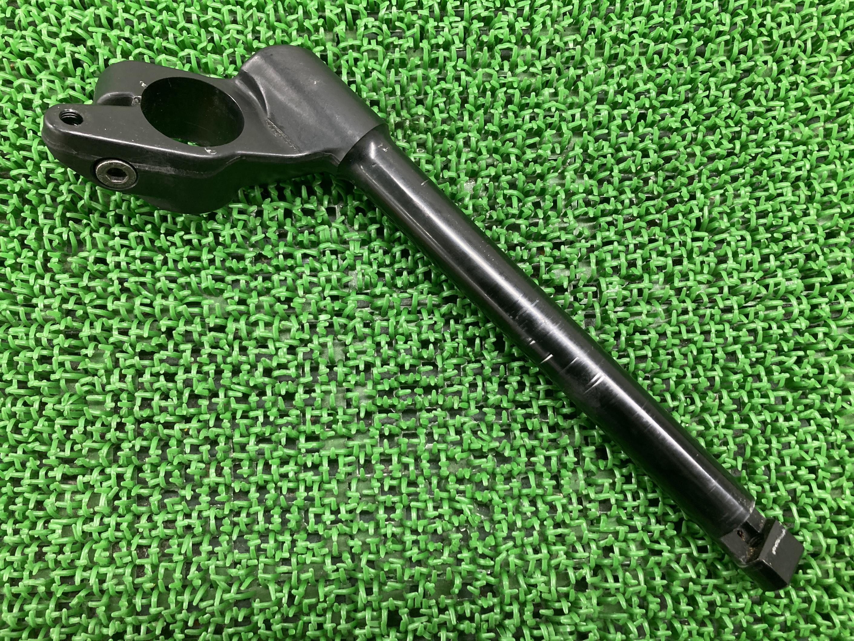 R1100S セパレートハンドル 右 BMW 純正 バイク 部品 35φ セパハン ペイント素材に 曲がり無し 車検 Genuine 【中古】 71