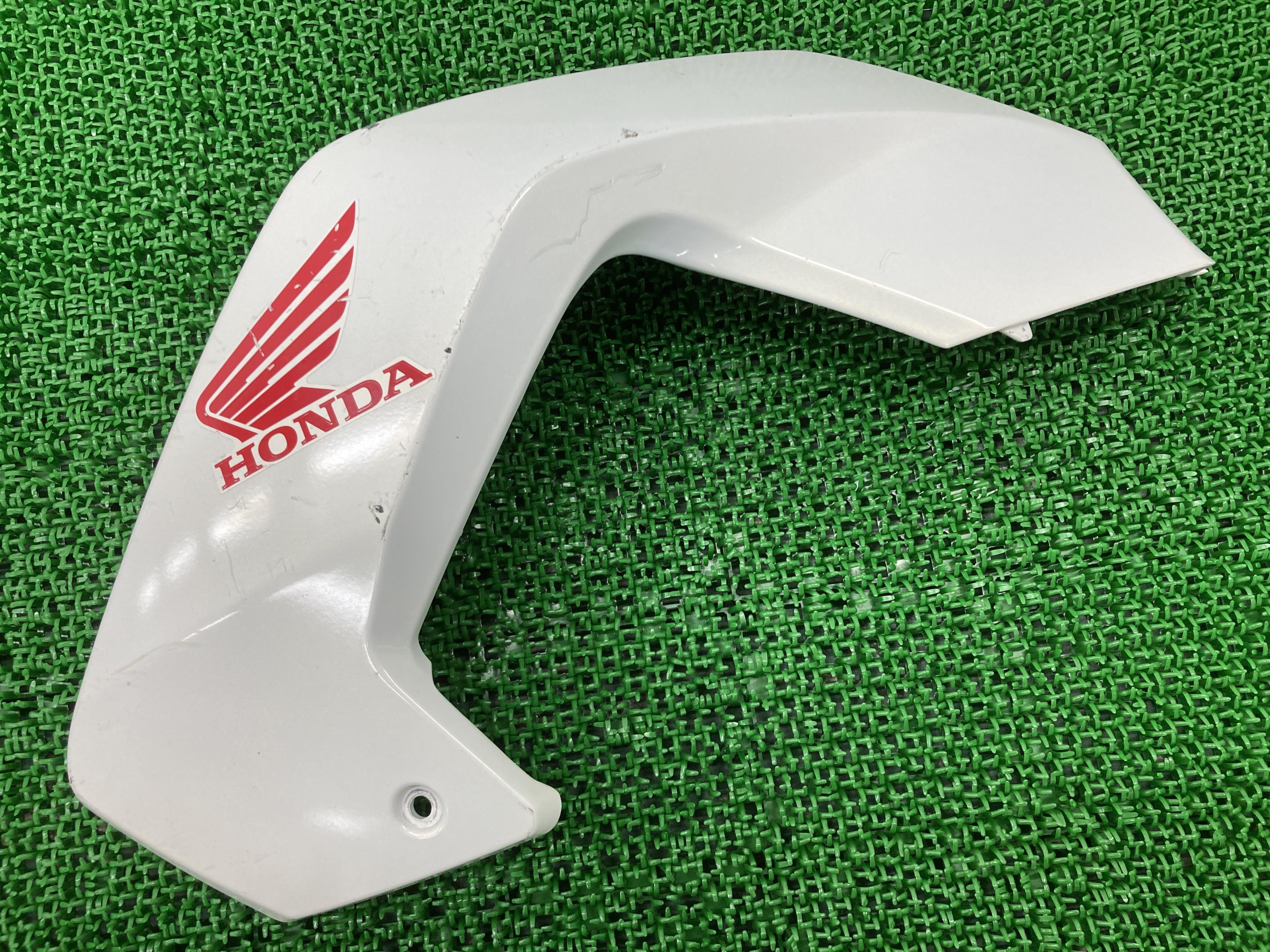 グロム シュラウド 左 パール ホンダ 純正 バイク 部品 JC61 GROM サイドカバー タンクカバー 車検 Genuine 【中古】 14