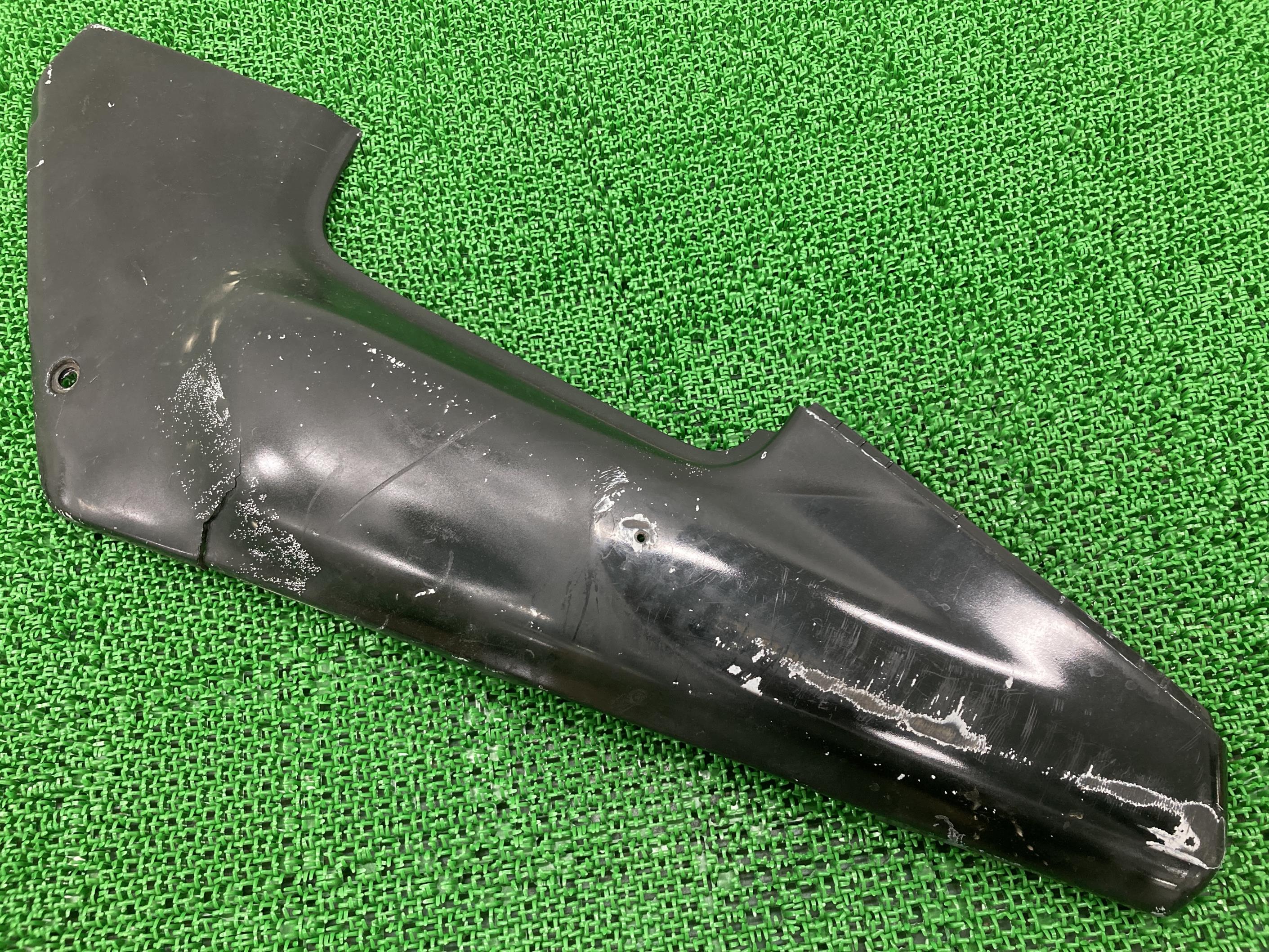 NS50F シートカウル 左 ホンダ 純正 バイク 部品 AC08 修復素材やペイント素材に コケキズ無し 品薄 希少品 車検 Genuine 【中古】