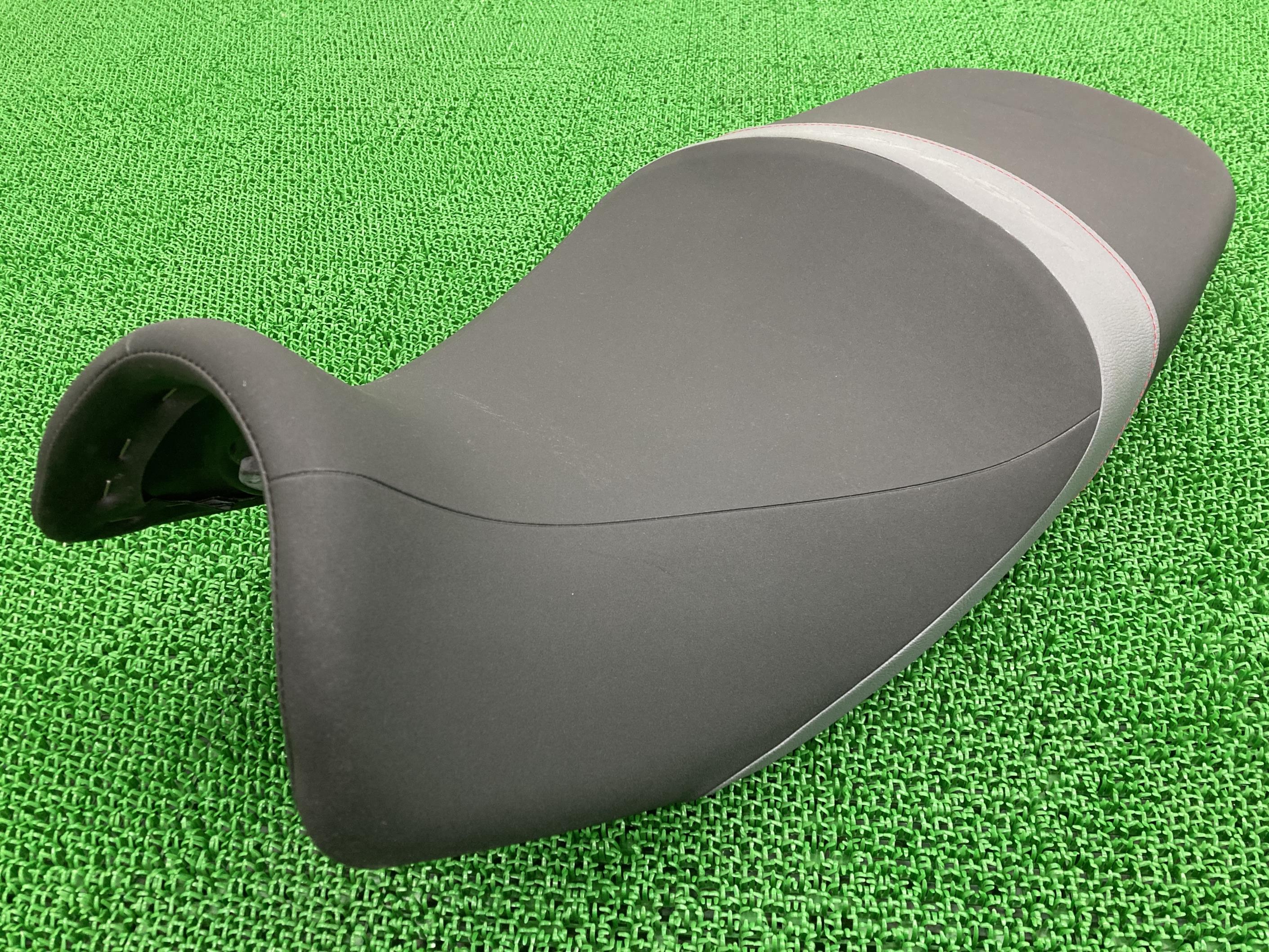 Vストローム650 シート スズキ 純正 バイク 部品 VP56A コンディション良好 破れ無し 品薄 希少品 車検 Genuine 【中古】 2