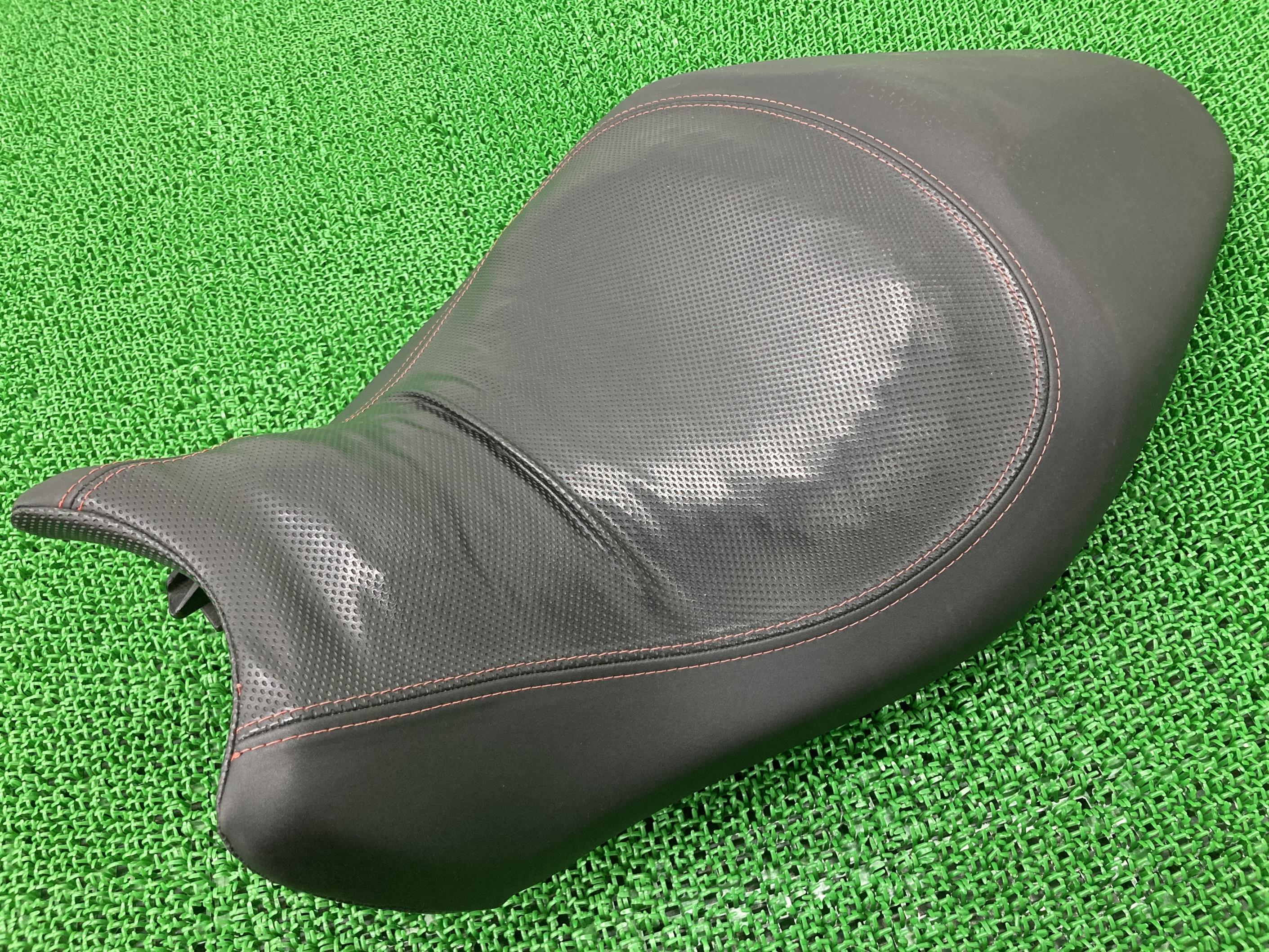 M1200シートドゥカティ純正バイク部品モンスターアンコ盛り破れ無し品薄希少品車検Genuine【中古】 31