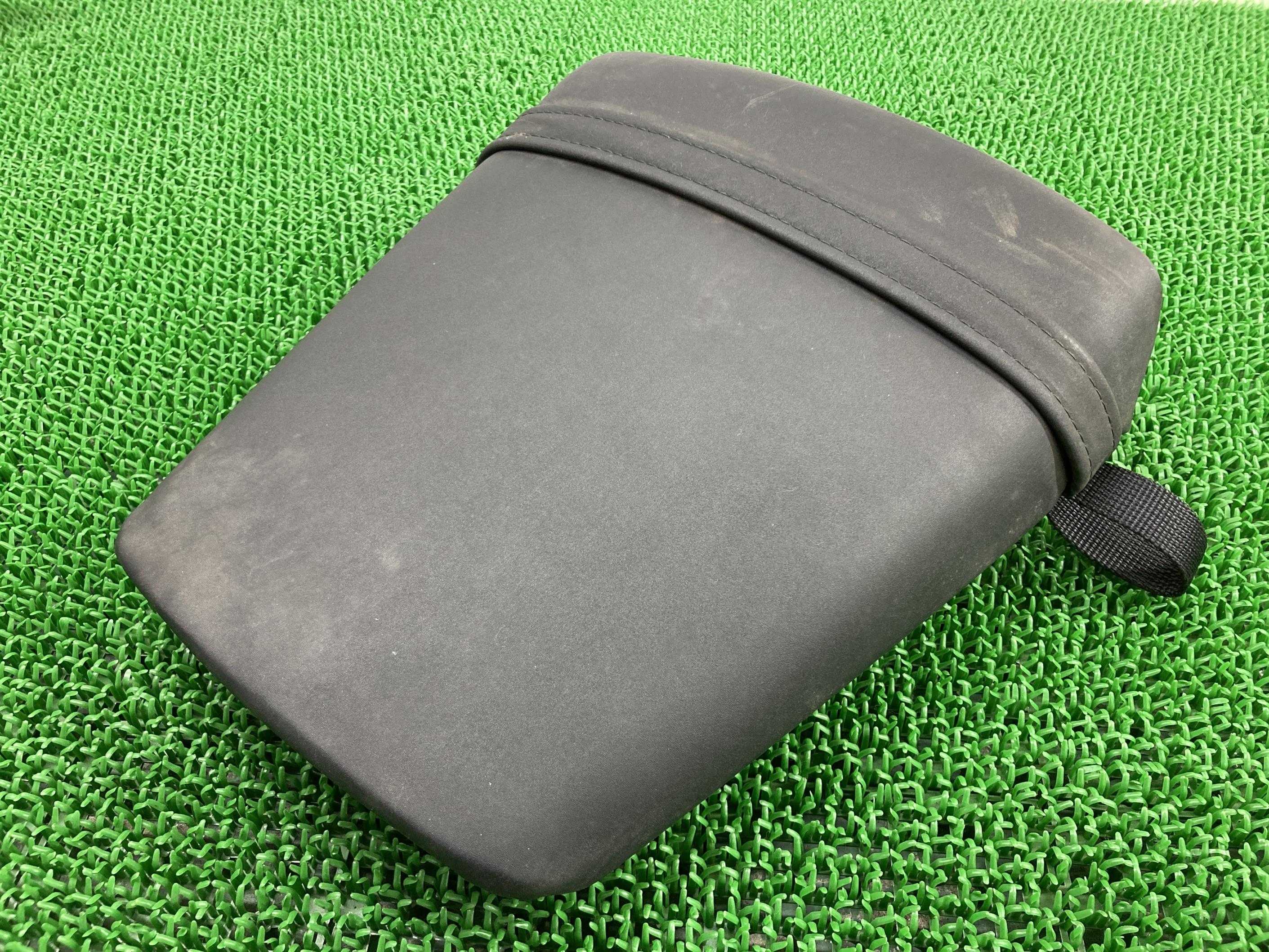 YZF-R6 タンデムシート 5MT ヤマハ 純正 バイク 部品 01-02年 シートバンド タンデムベルト 修復素材に 破れ無し 車検 Genuine 【中古】 aI