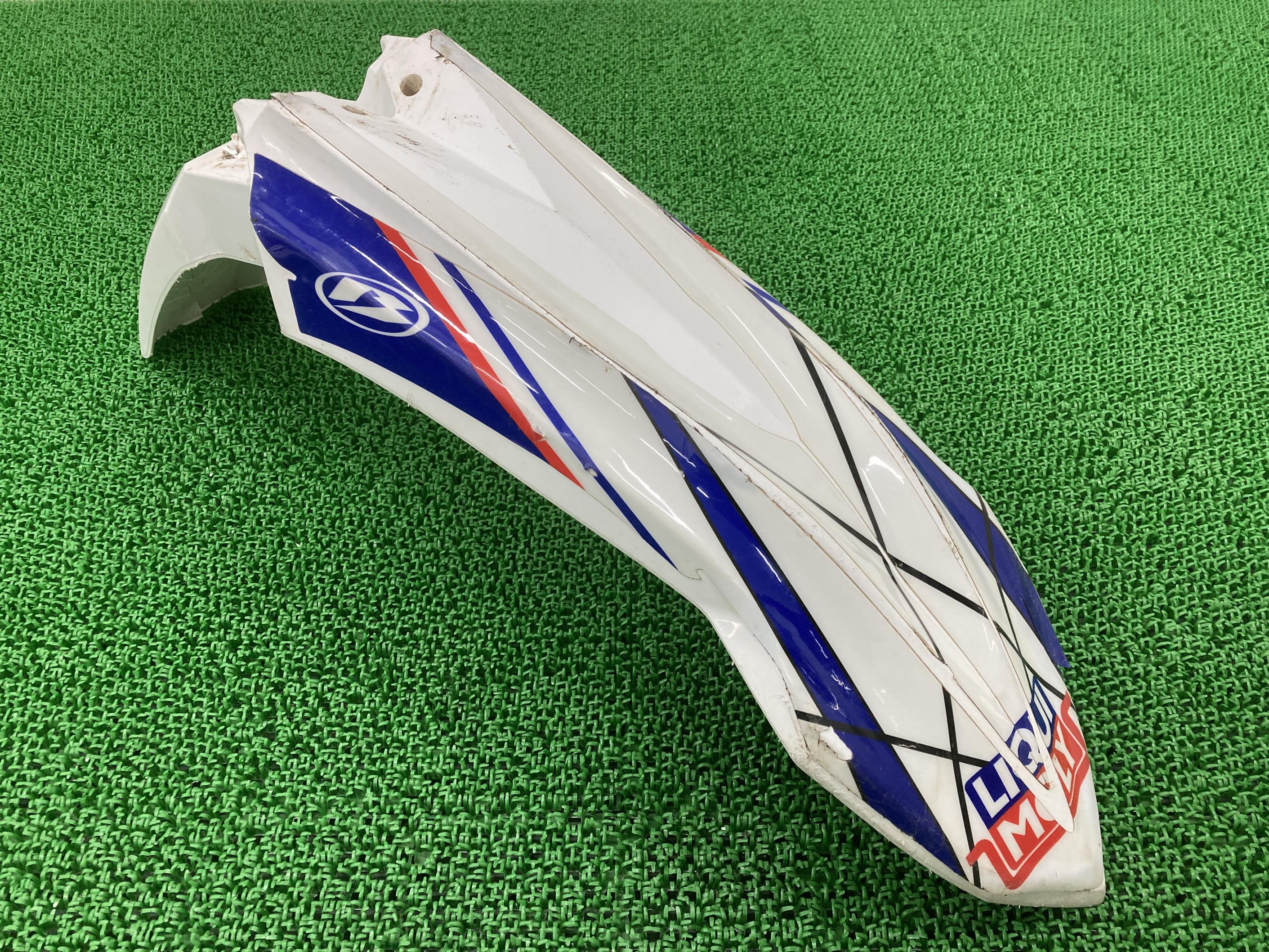 X-TRAINERフロントフェンダー白Beta純正バイク部品ベータクロストレイナー修復素材やペイント素材に品薄希少品車検Genuine【中古】 29