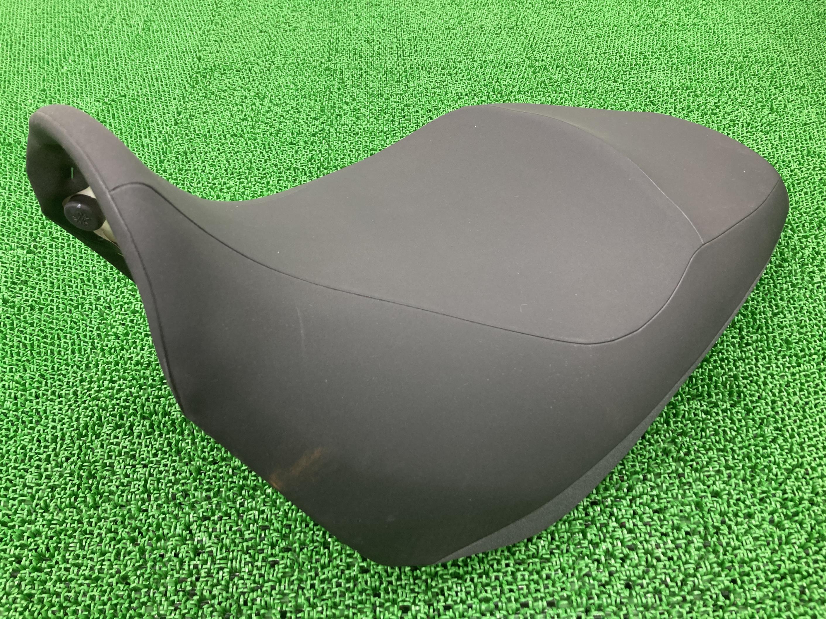 Vストローム650 シート スズキ 純正 バイク 部品 C733A 破れ無し 品薄 希少品 安心ノーマル 車検 Genuine 【中古】 11