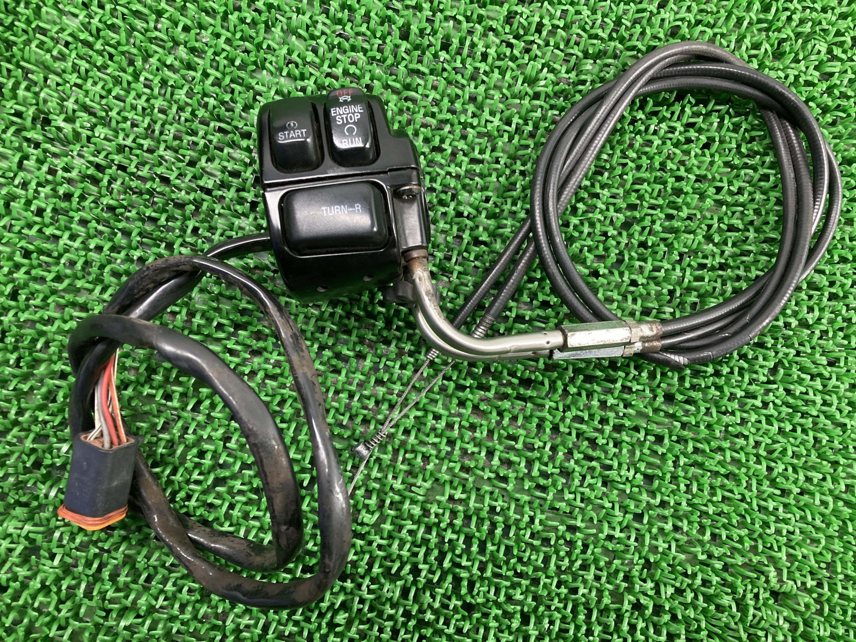 FLSTC1340ハンドルスイッチ右ハーレー純正バイク部品ソフテイルEVOアクセルワイヤー割れ欠け無し希少品車検Genuine【中古】 42
