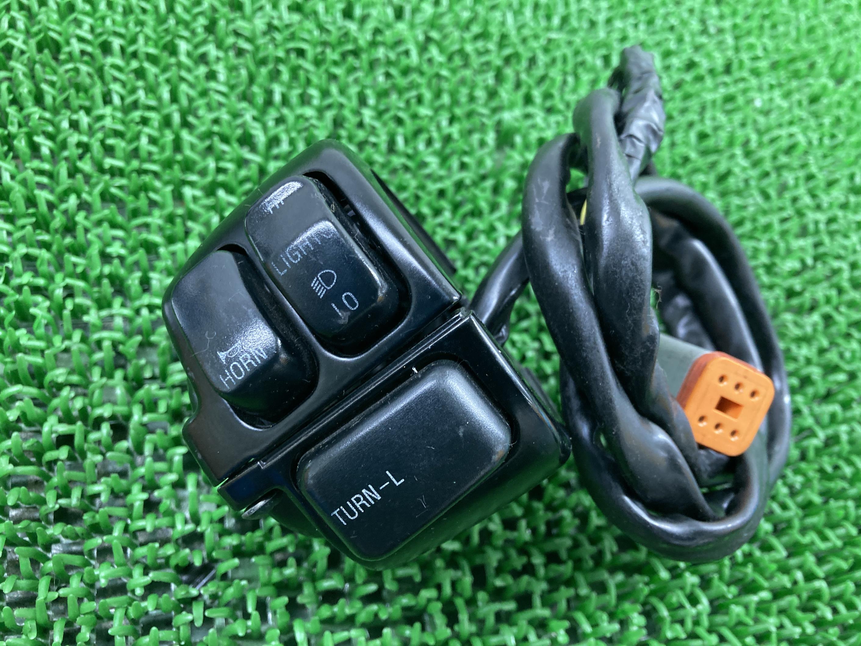 ソフテイルハンドルスイッチ左ハーレー純正バイク部品EVO96-99年ソフテイル希少品品薄車検Genuine【中古】 65