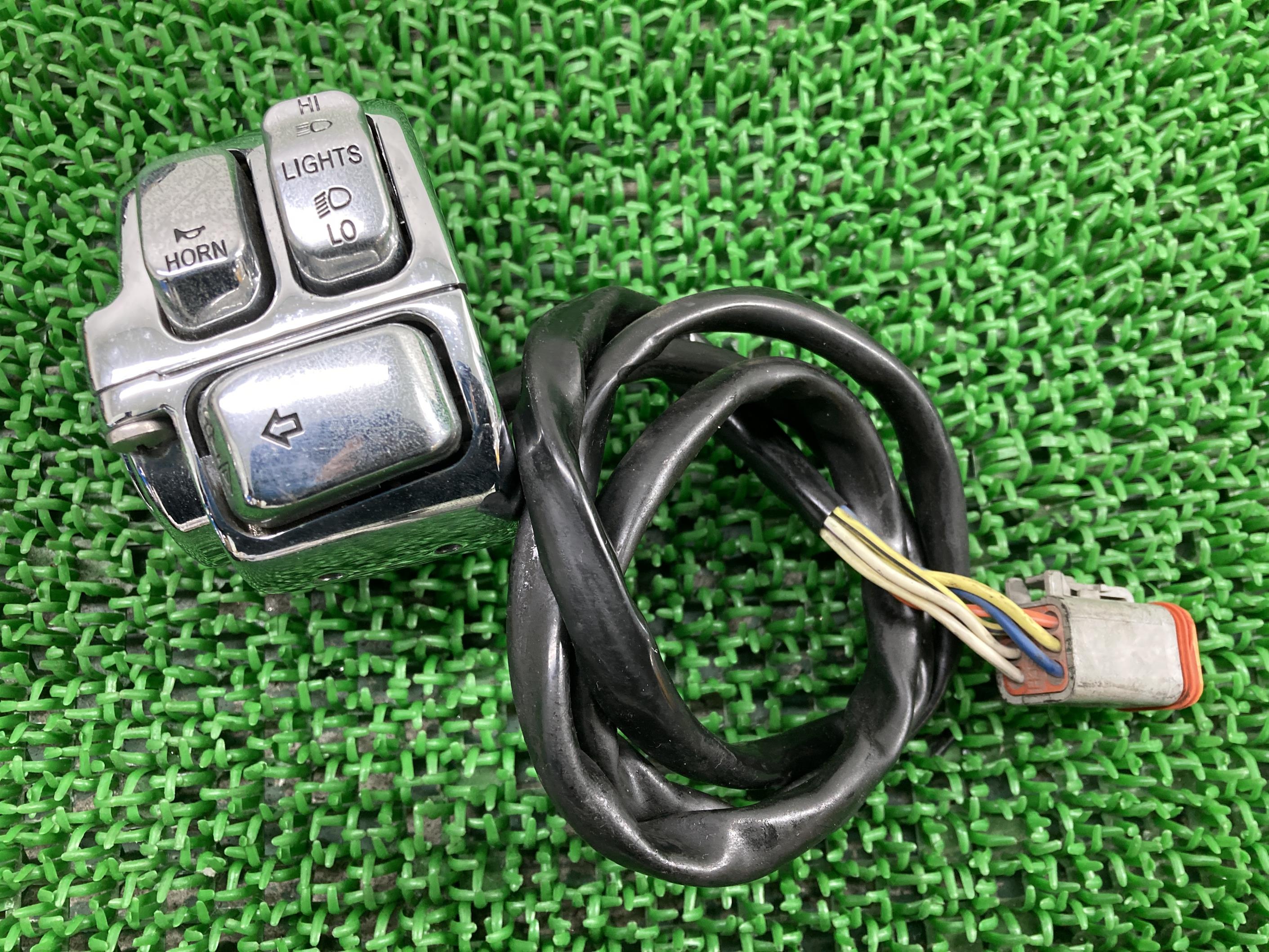 ソフテイルハンドルスイッチ左ハーレー純正バイク部品TC88FLSTFXSTクローム品薄車検Genuine【中古】 46