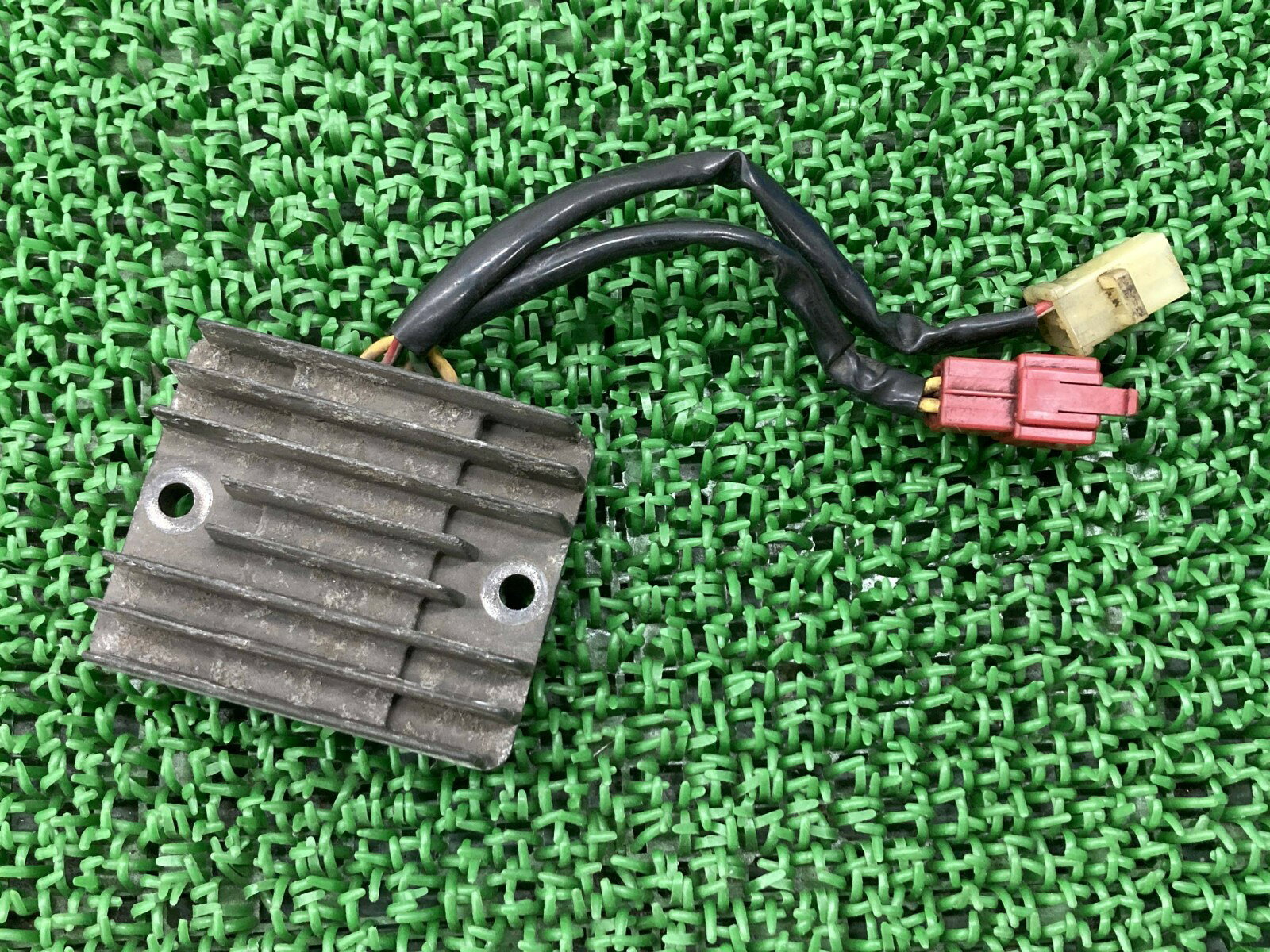 GB250クラブマン レギュレター ホンダ 純正 バイク 部品 MC10 レギュレーター レクチファイアー 安心ノーマル 車検 Genuine 【中古】 sB