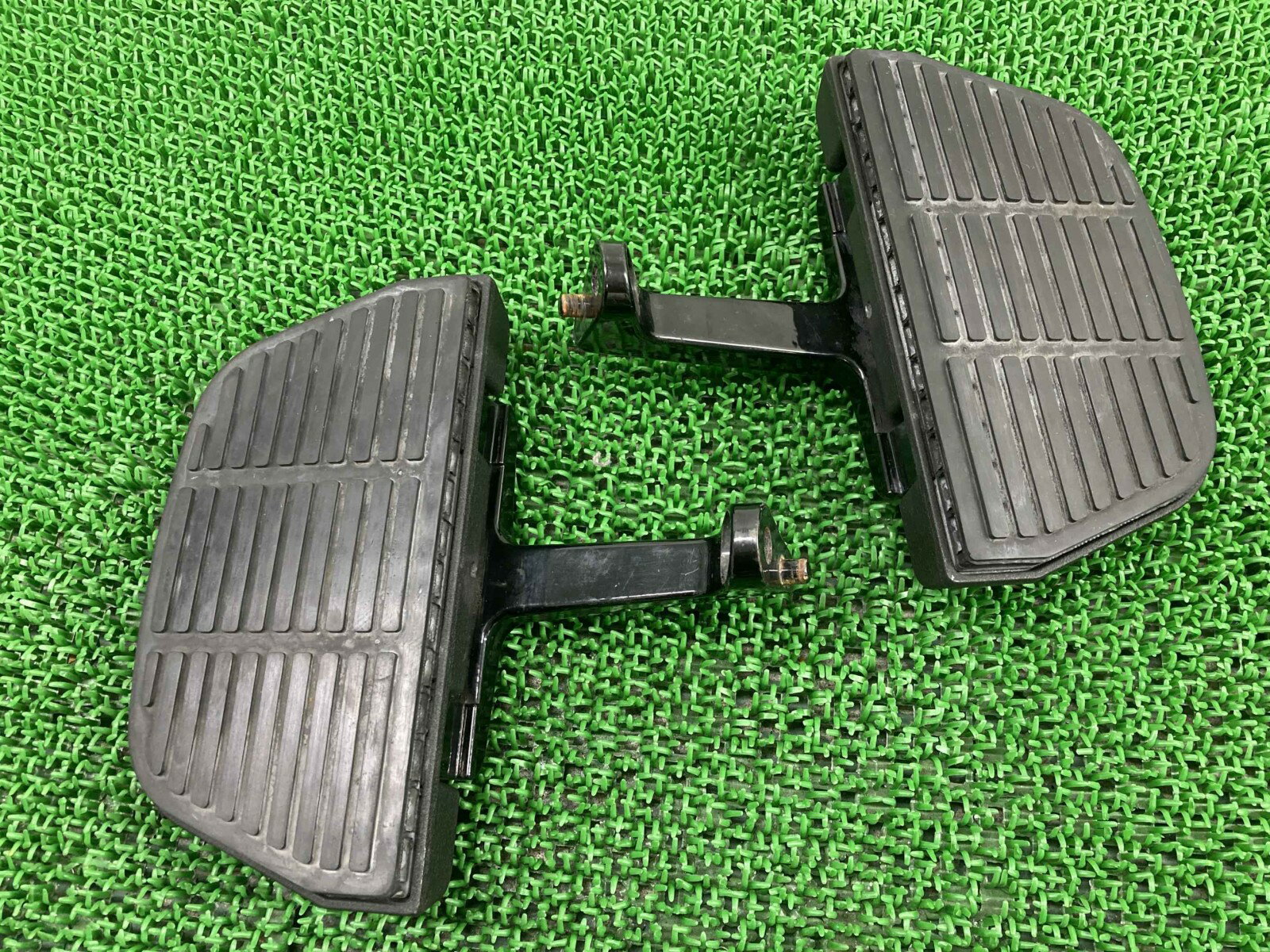 FLHTCU1580 タンデムステップボード ハーレー 純正 バイク 部品 ツーリング パッセンジャーフットボード コンディション良好 曲がり無し 車検 Gen...