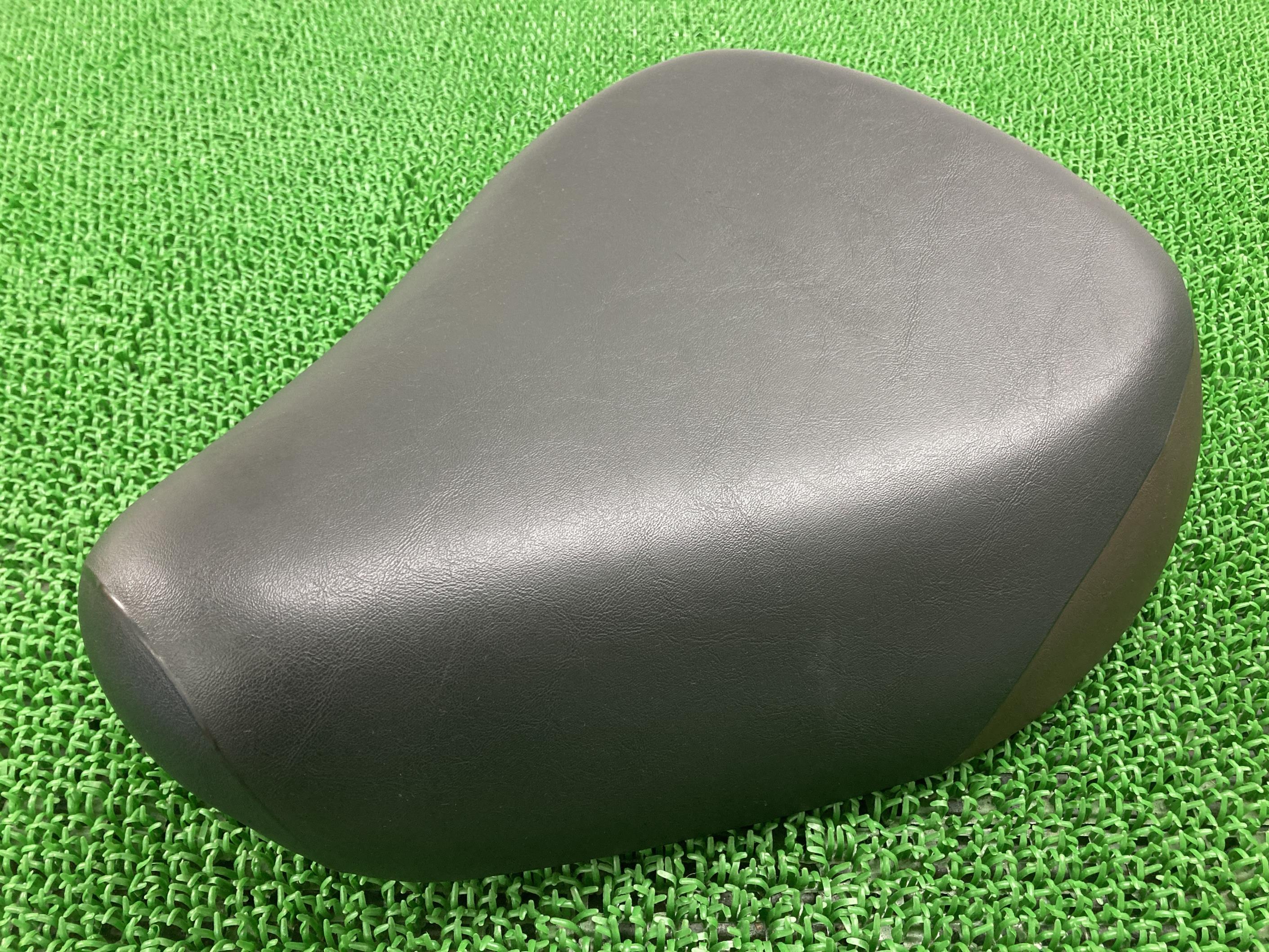 リトルカブシート黒/茶AA01-3606***ホンダ純正バイク部品AA01スーパーカブ50にもコンディション良好破れ無しメインシート車検Genuine【中古】