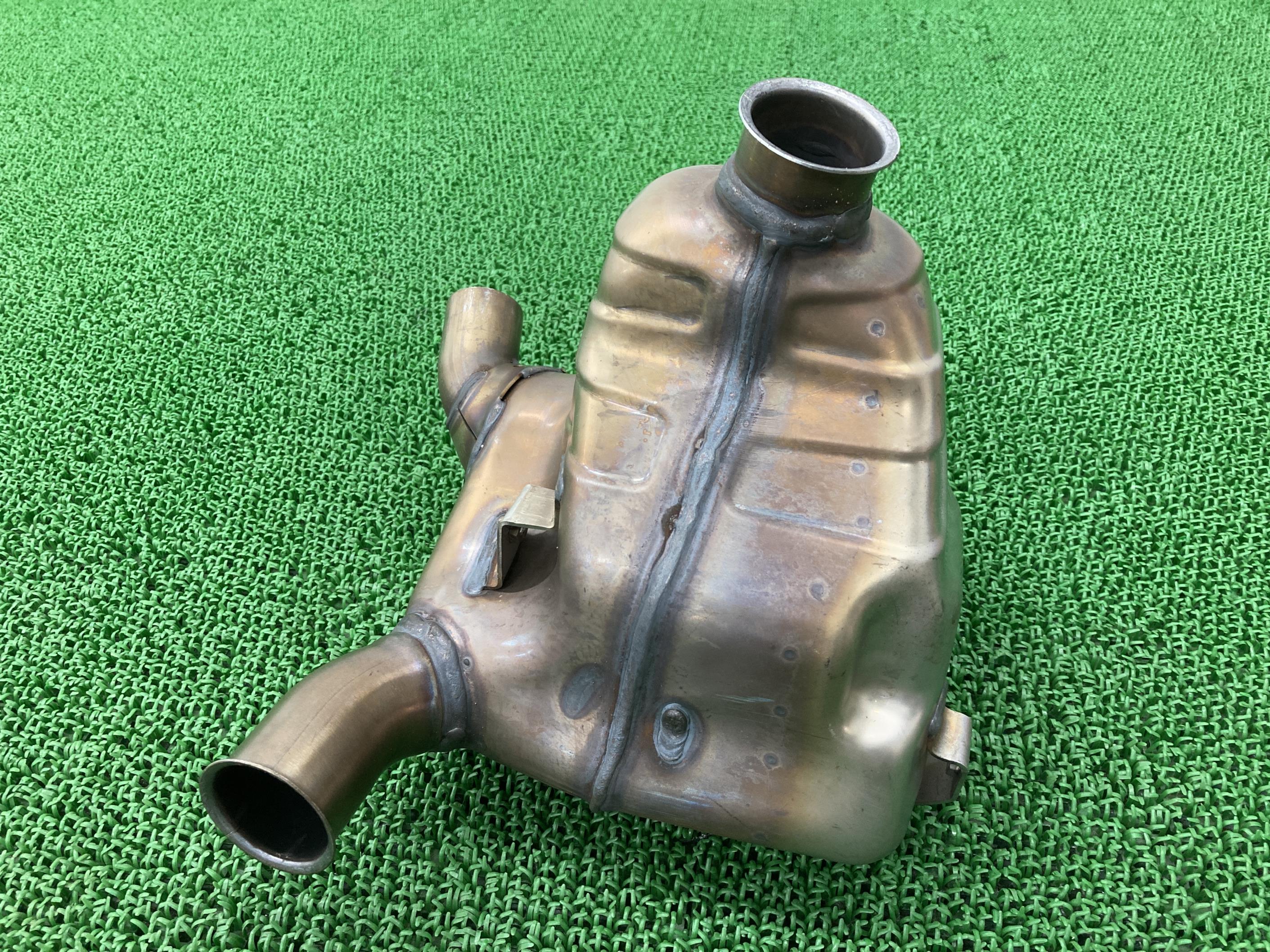 モンスターSP エキパイマフラー ドゥカティ 純正 バイク 部品 57212152A 517241271A Monster937SP デザートXにも 中間パイプ 車検 Genuine 【中古】 58