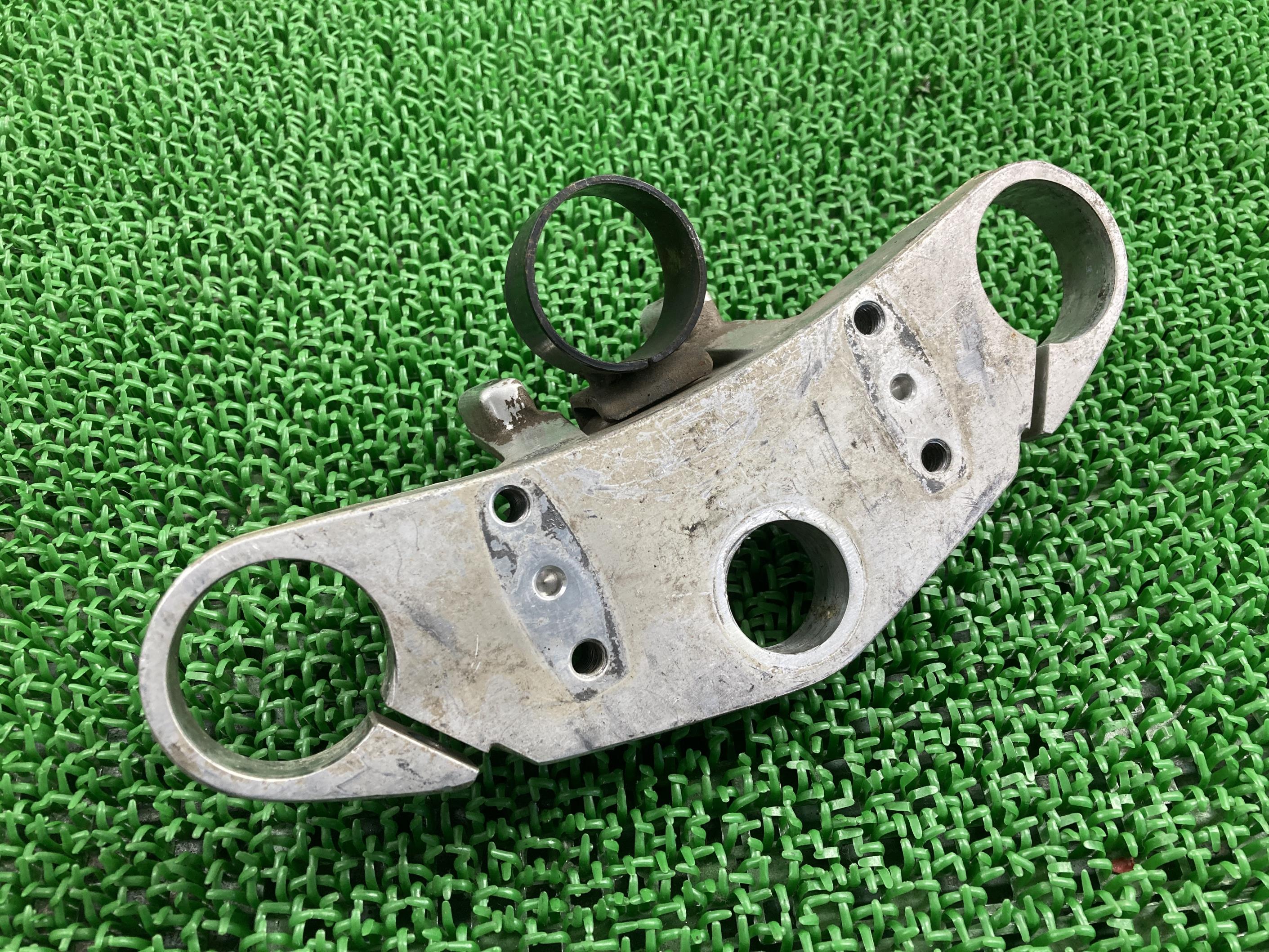 バリオス トップブリッジ カワサキ 純正 バイク 部品 ZR250A 割れ欠け無し 品薄 希少品 車検 Genuine 【中古】 50