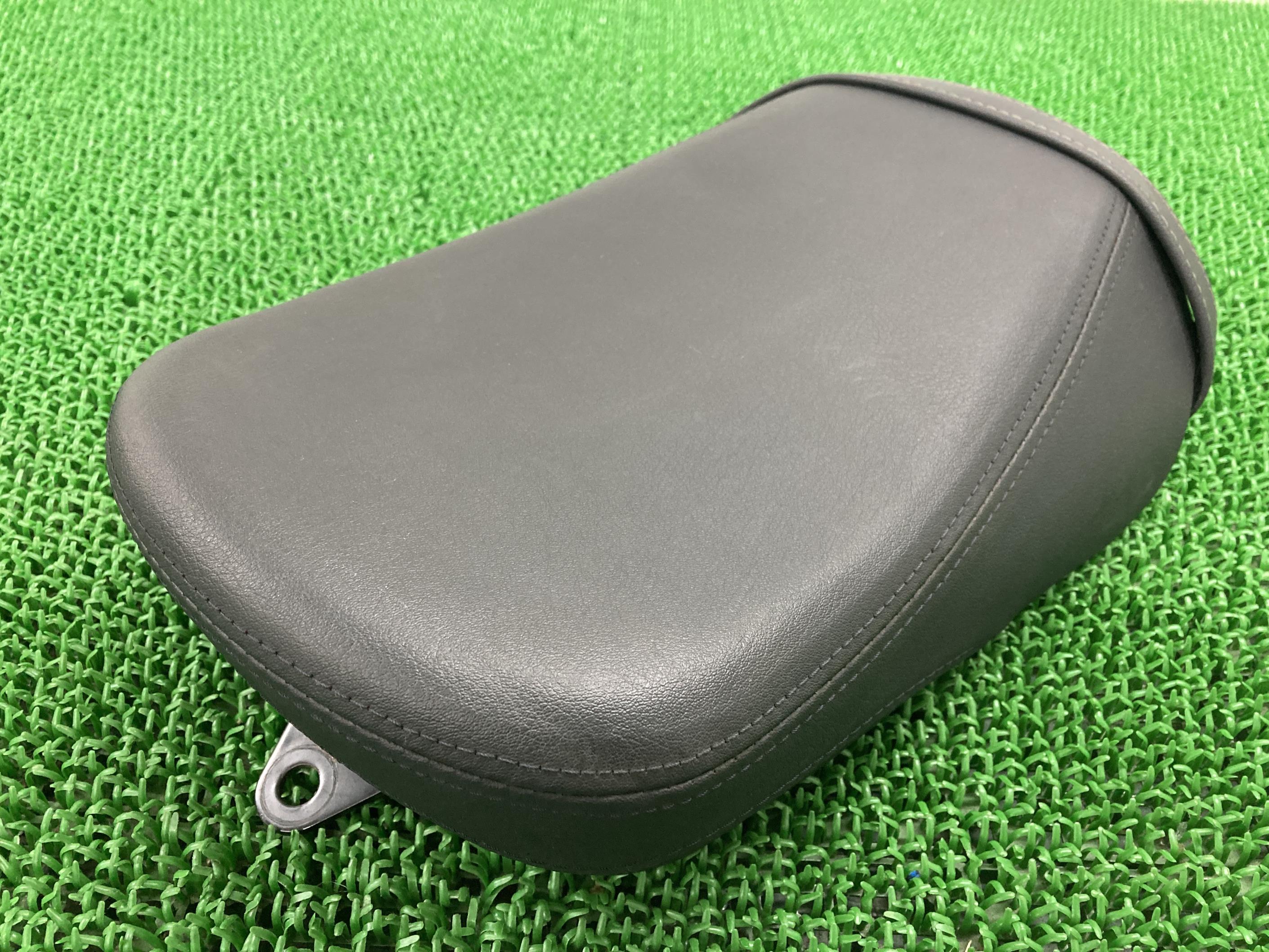 バルカンSタンデムシートカワサキ純正バイク部品EN650AEN650GEN650Gタンデムベルトピリオンシート破れ無し車検Genuine【中古】 22