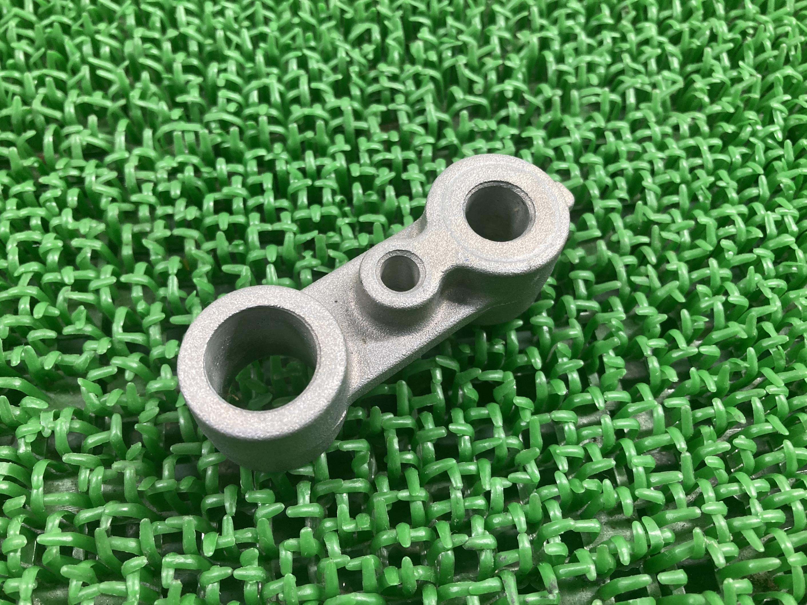 XSR900サイドスタンドブラケットヤマハ純正バイク部品FZ-09MT-09割れ欠け無し品薄希少品車検Genuine【中古】 31