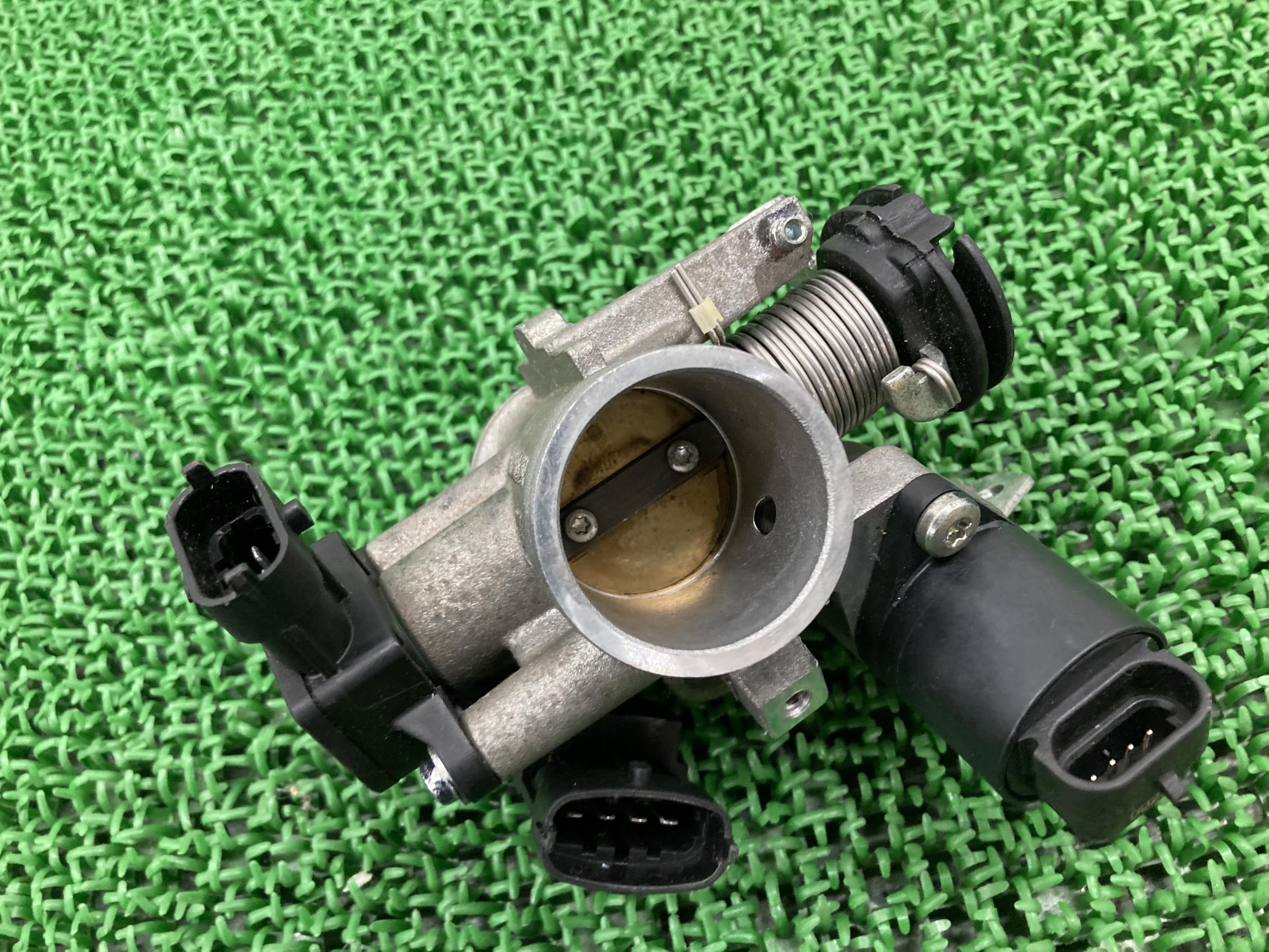 125デューク スロットルボディ KTM 純正 バイク 部品 125DUKE インジェクター 割れ欠け無し 品薄 車検 Genuine 【中古】 20