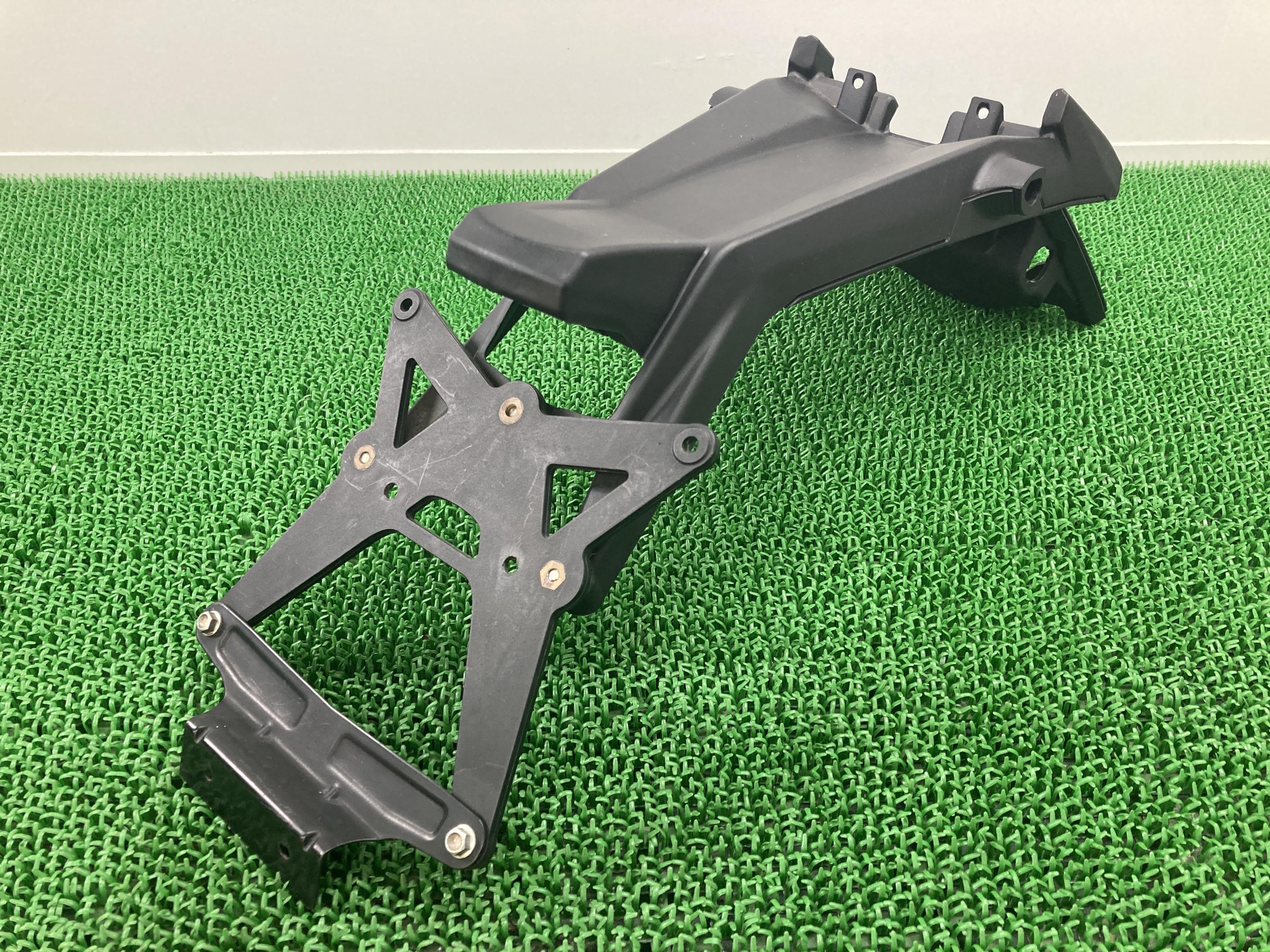 M696リアフェンダードゥカティ純正バイク部品モンスターM796M1100ナンバーステー割れ欠け無し車検Genuine【中古】 38