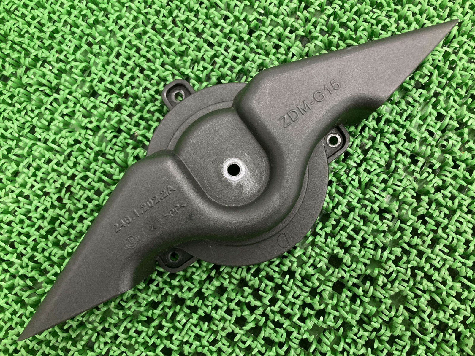 M1100 M796 M696 エアフィルターカバー 246.1.202.2A ドゥカティ 純正 バイク 部品 モンスター コンディション良好 割れ欠け無し 品数 車検 Genuine 【中古】 kC